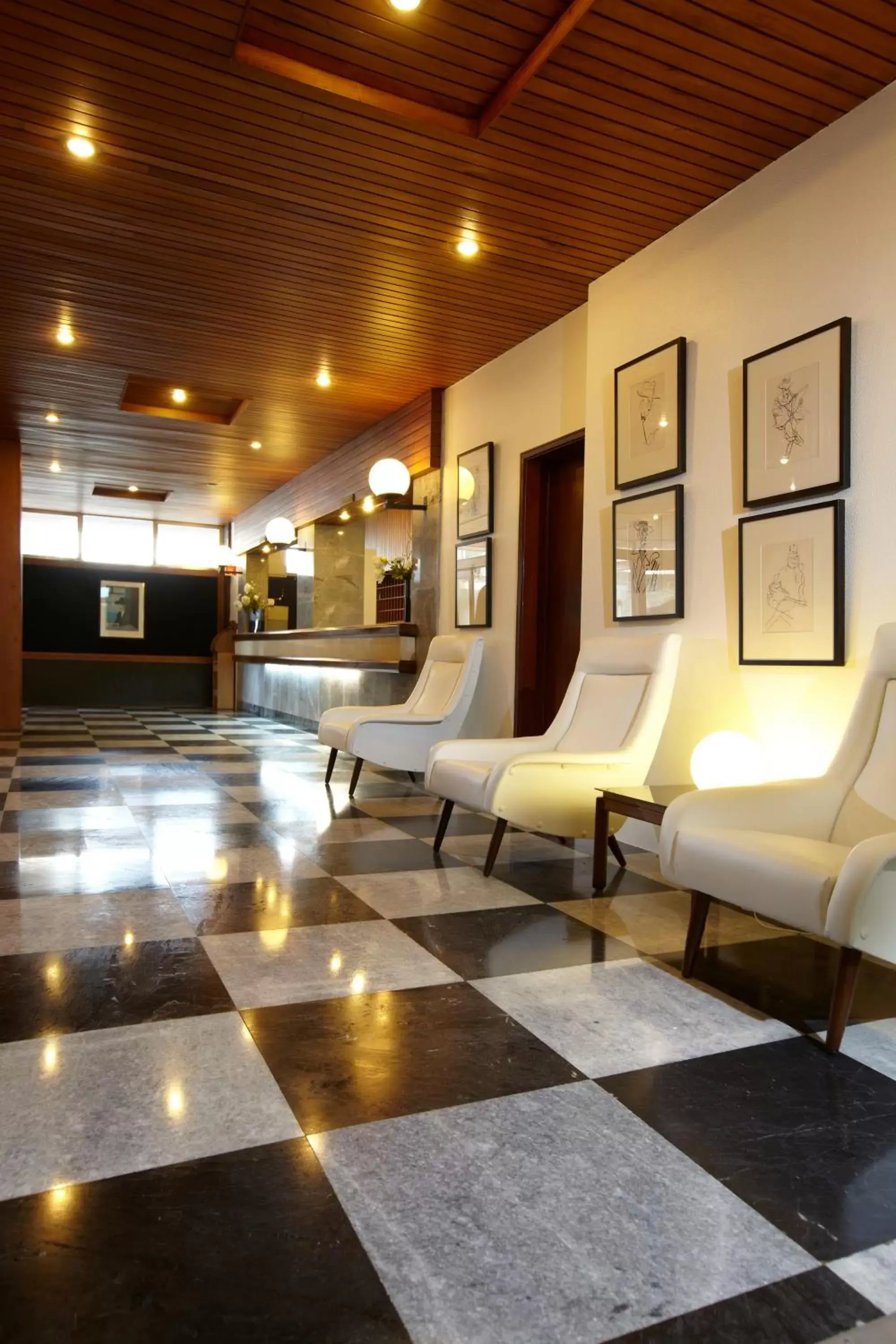 Lounge or bar, Lobby/Reception in Hotel do Carmo