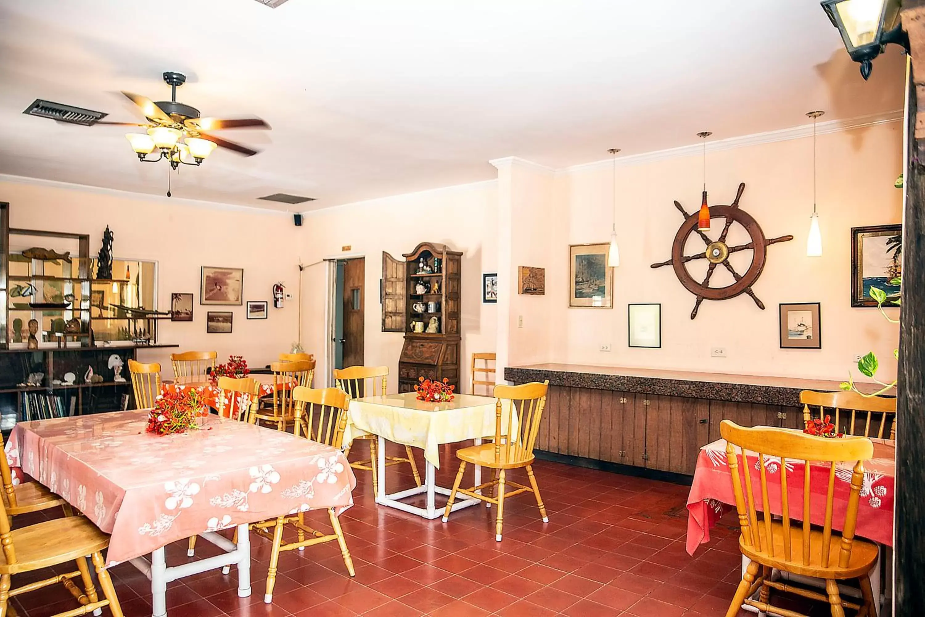 Dining area, Restaurant/Places to Eat in Orange Hill Beach Inn