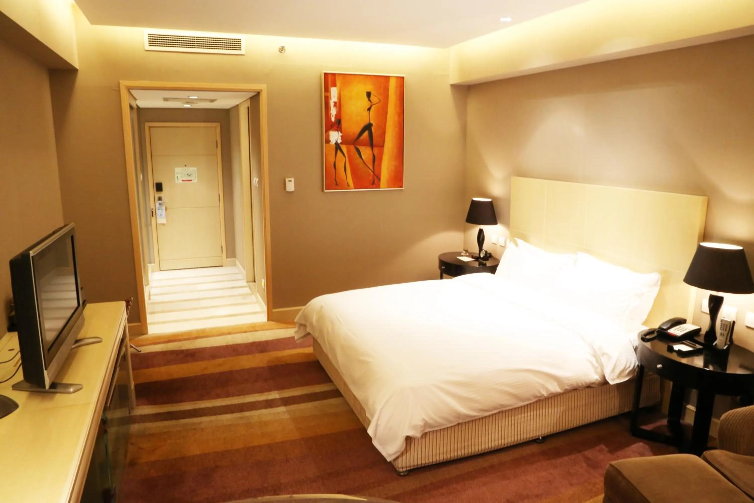 Photo of the whole room in Wenjin Hotel, Beijing