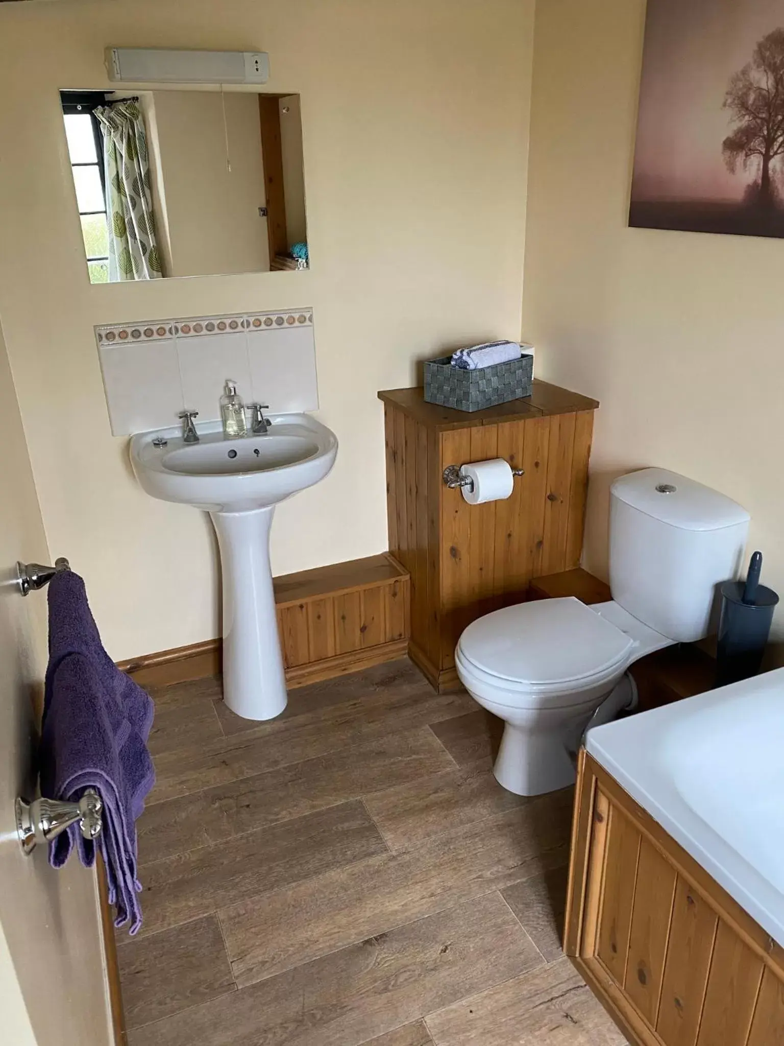 Bathroom in The crown inn Longtown