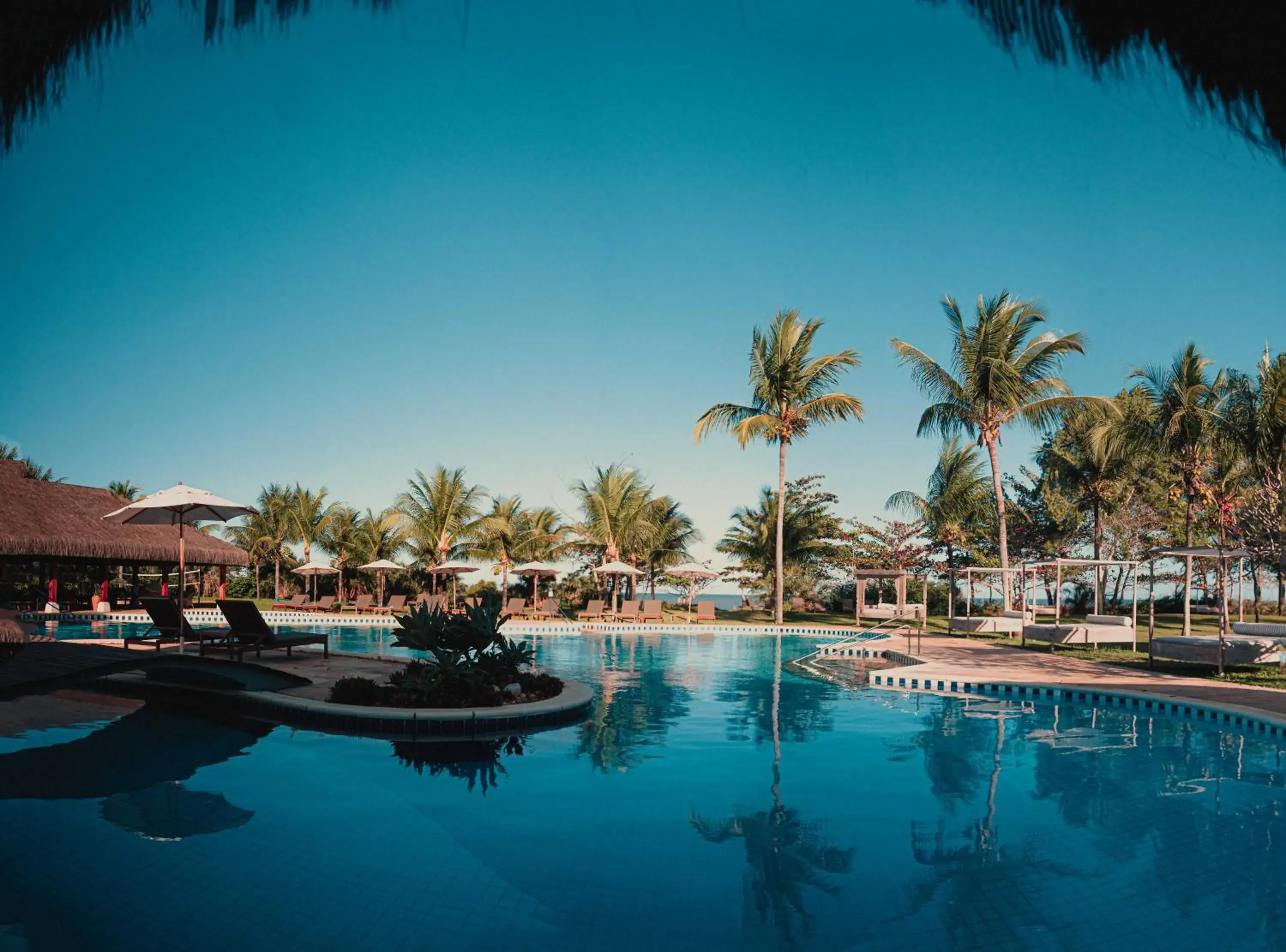 Swimming Pool in Vila Angatu Eco Resort SPA