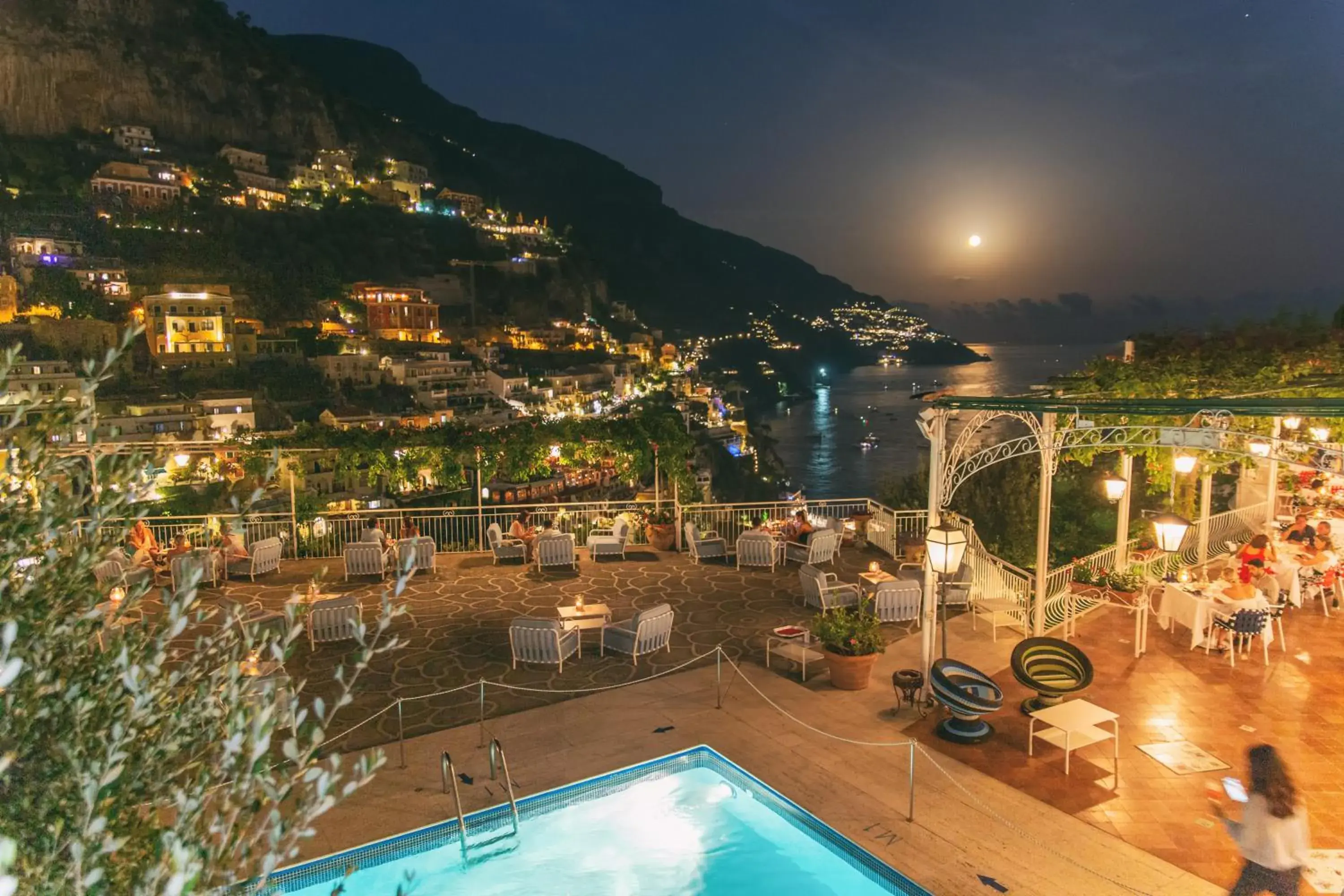 Patio, Pool View in Hotel Poseidon