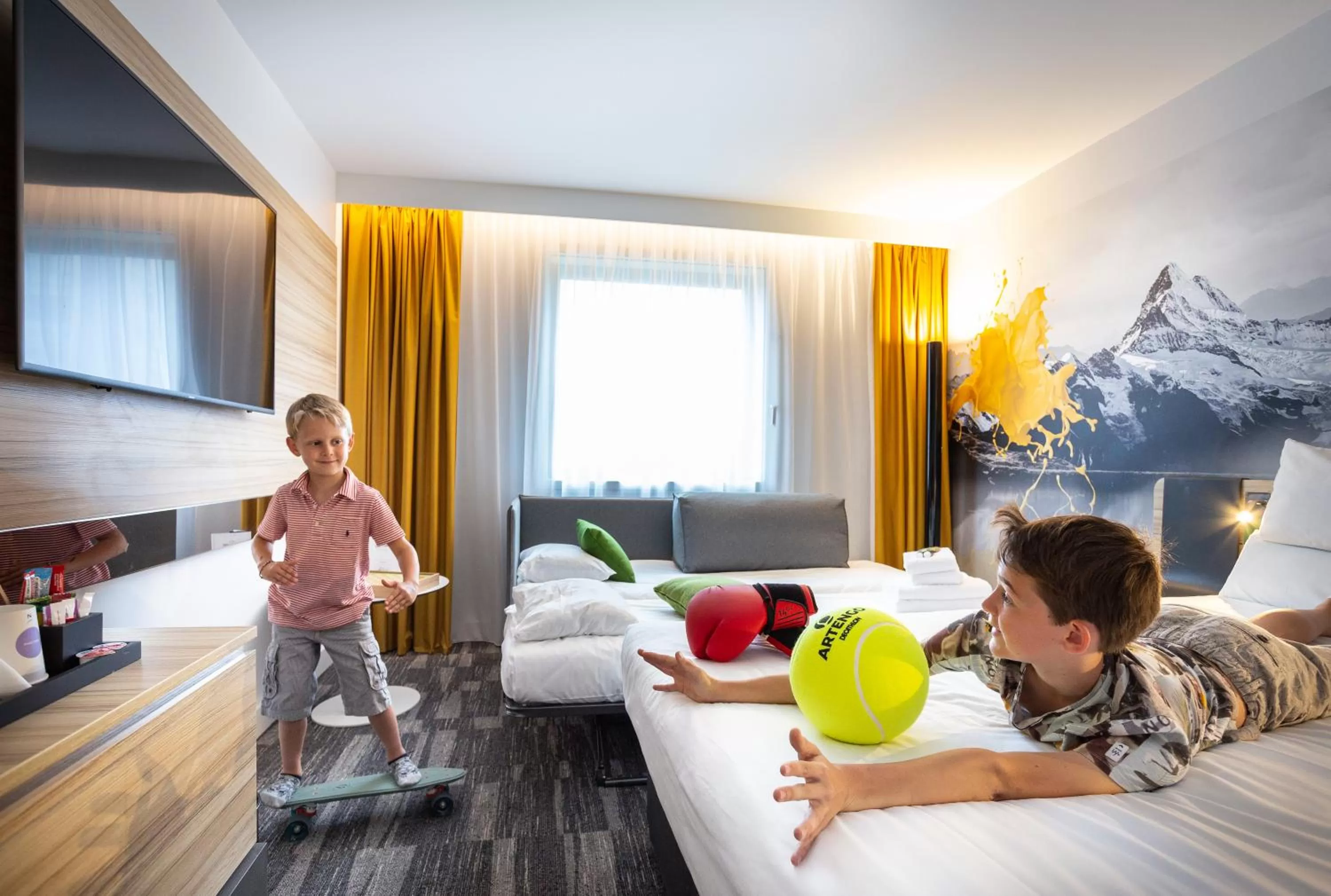 Family, Bed in Novotel Annecy Centre