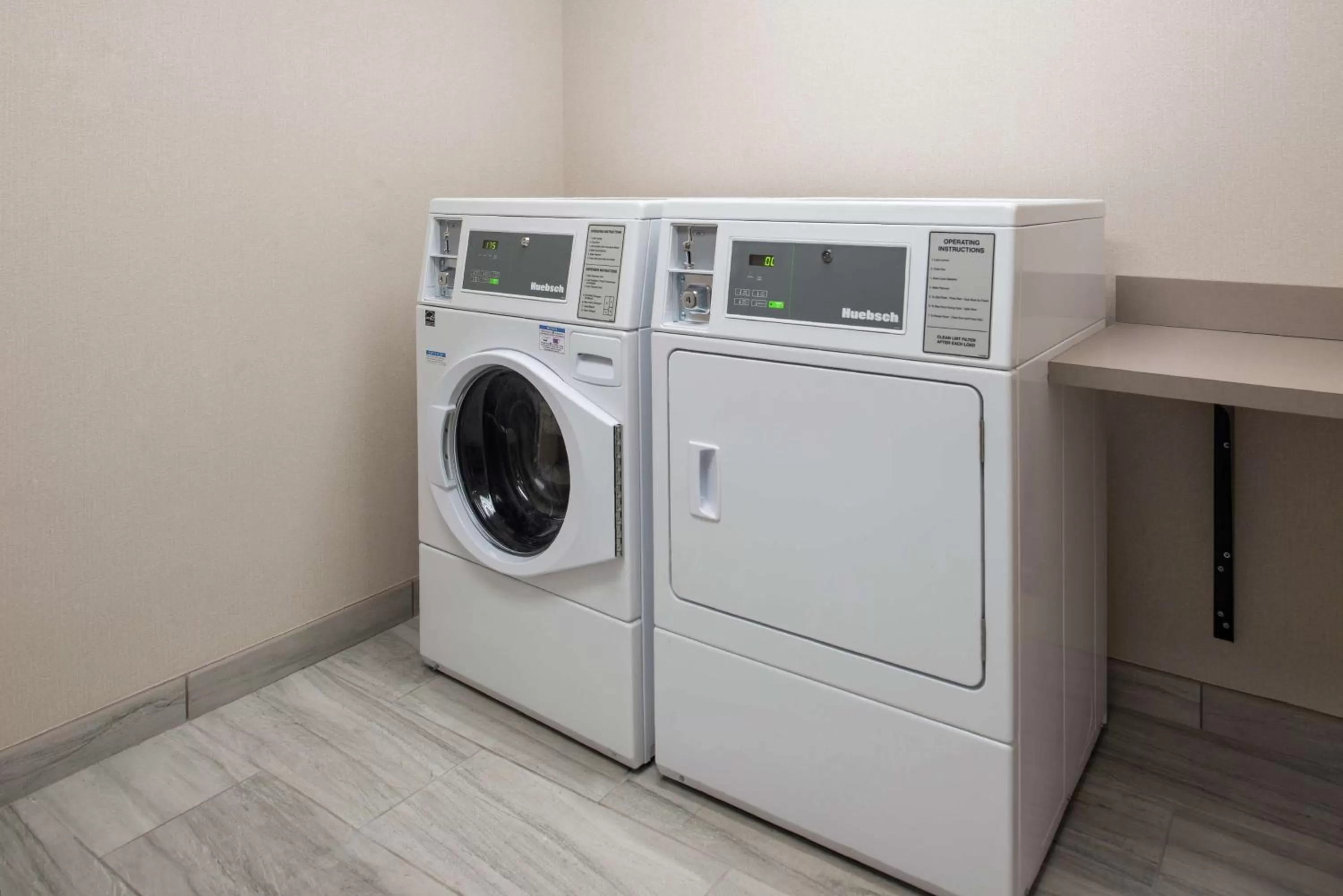 Property building in Hampton Inn Benson