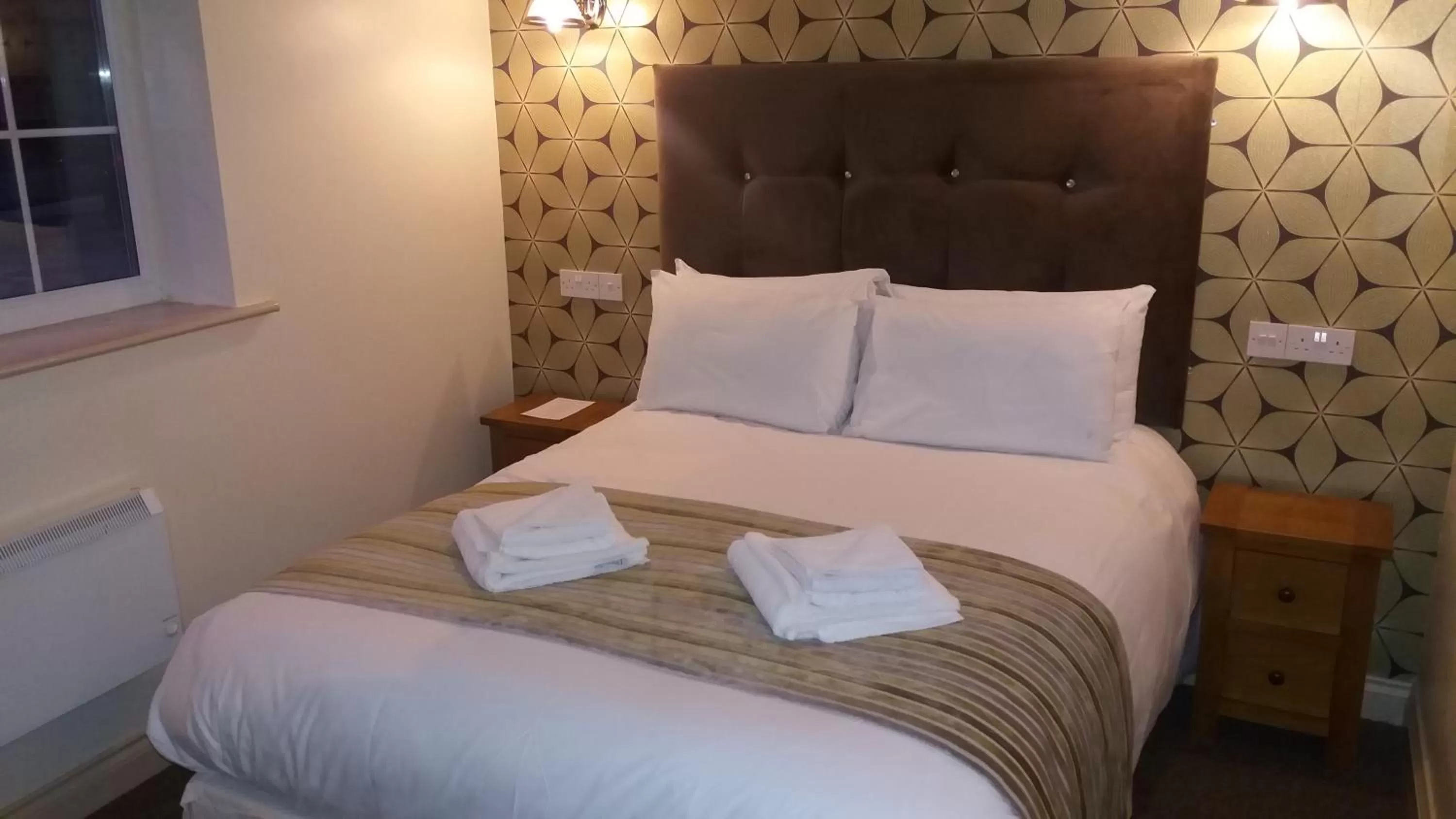 Bed in The Moseley Arms