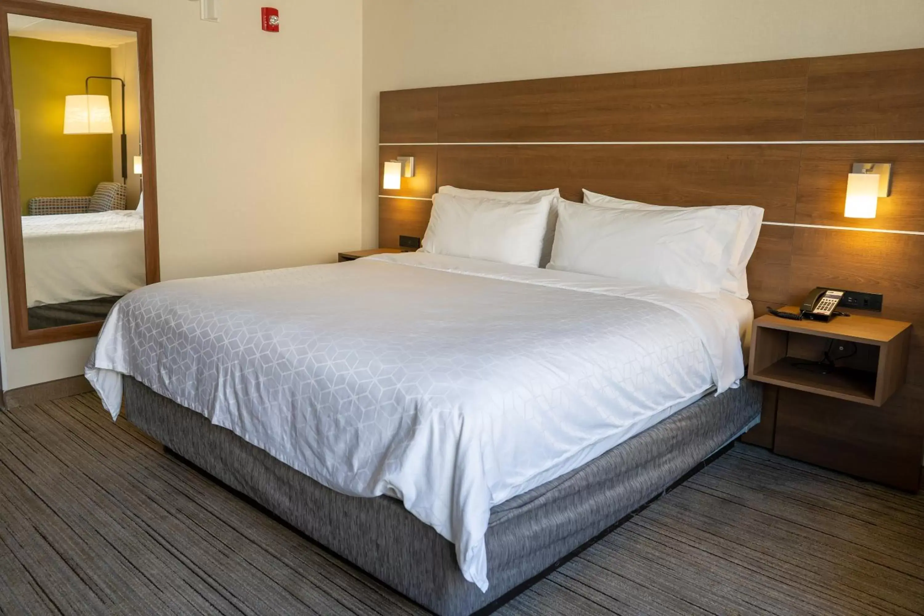 Bed in Holiday Inn Express Boston, an IHG Hotel