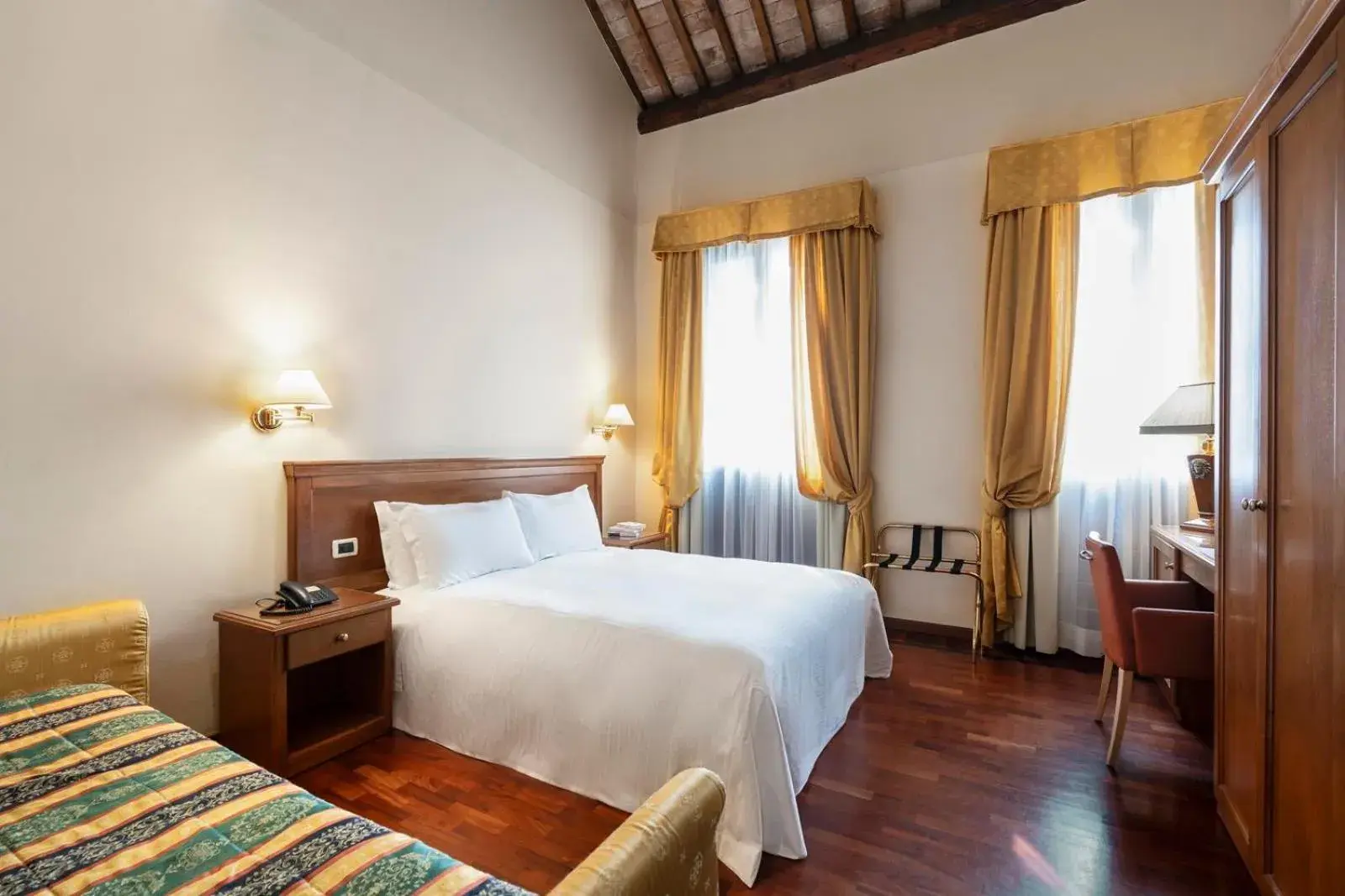 Bedroom, Bed in Antico Hotel alle Acque