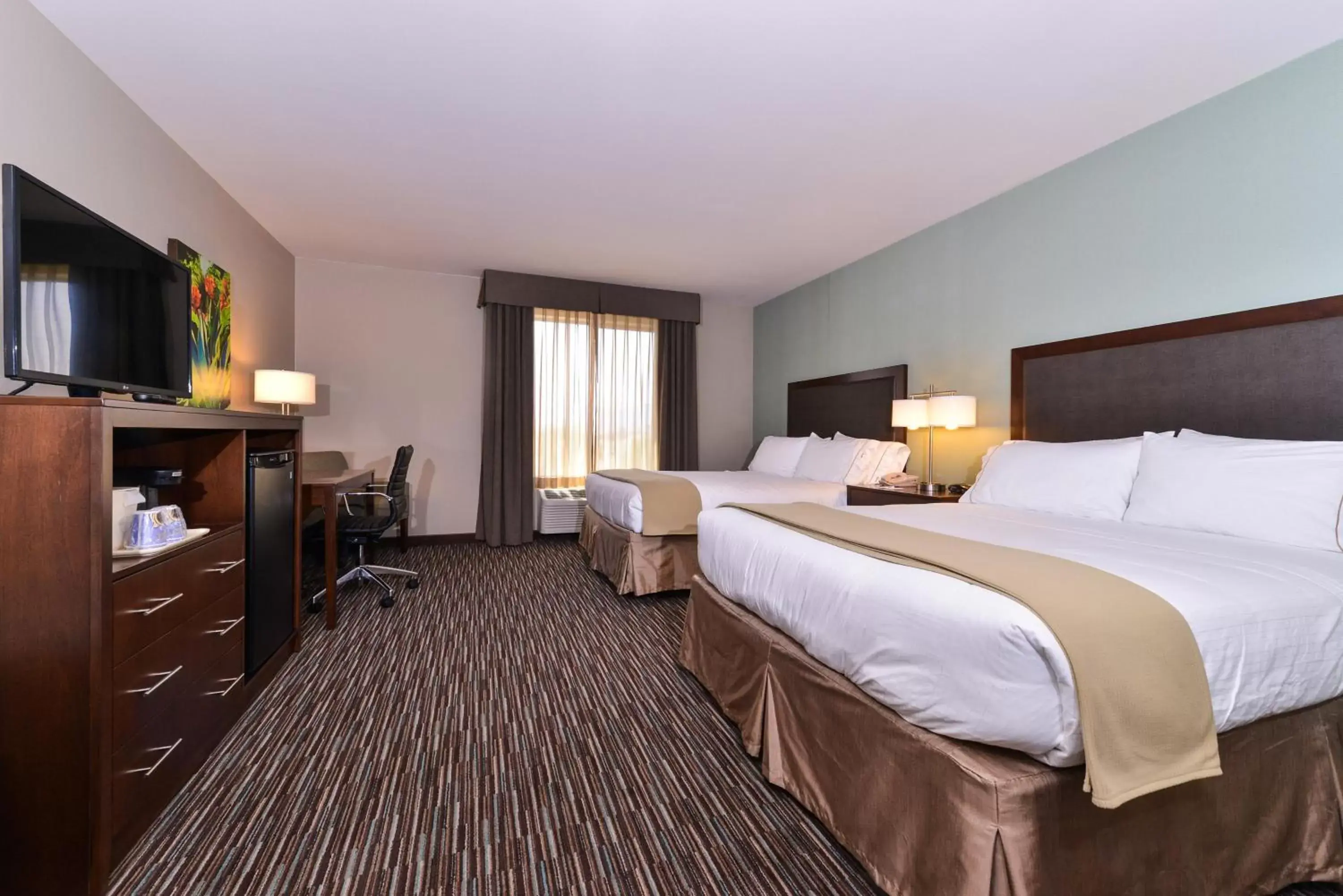 Photo of the whole room, Bed in Holiday Inn Express Indio, an IHG Hotel