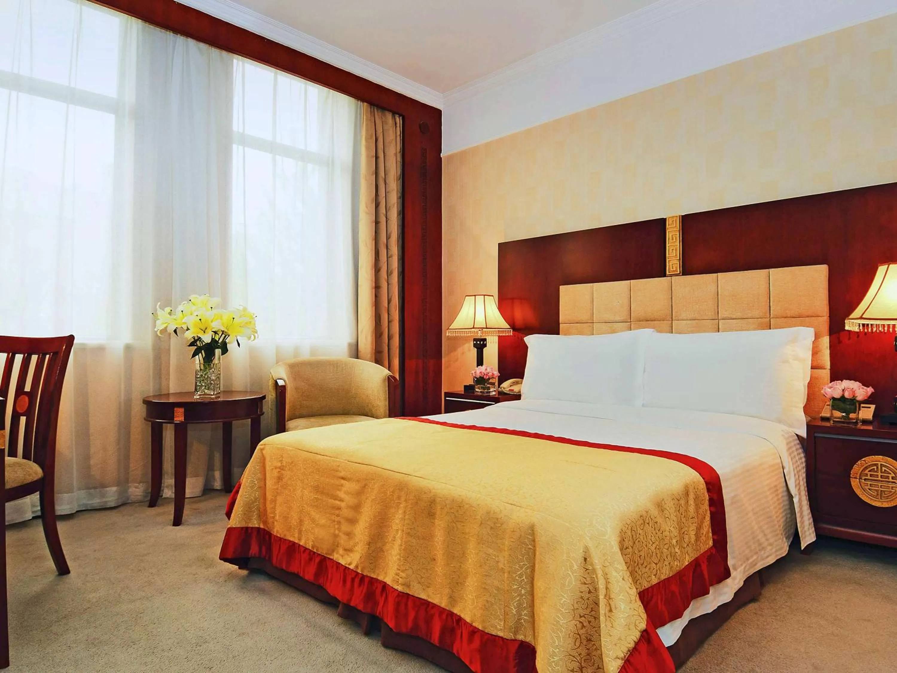 Photo of the whole room, Bed in Grand Mercure Xian On Renmin Square
