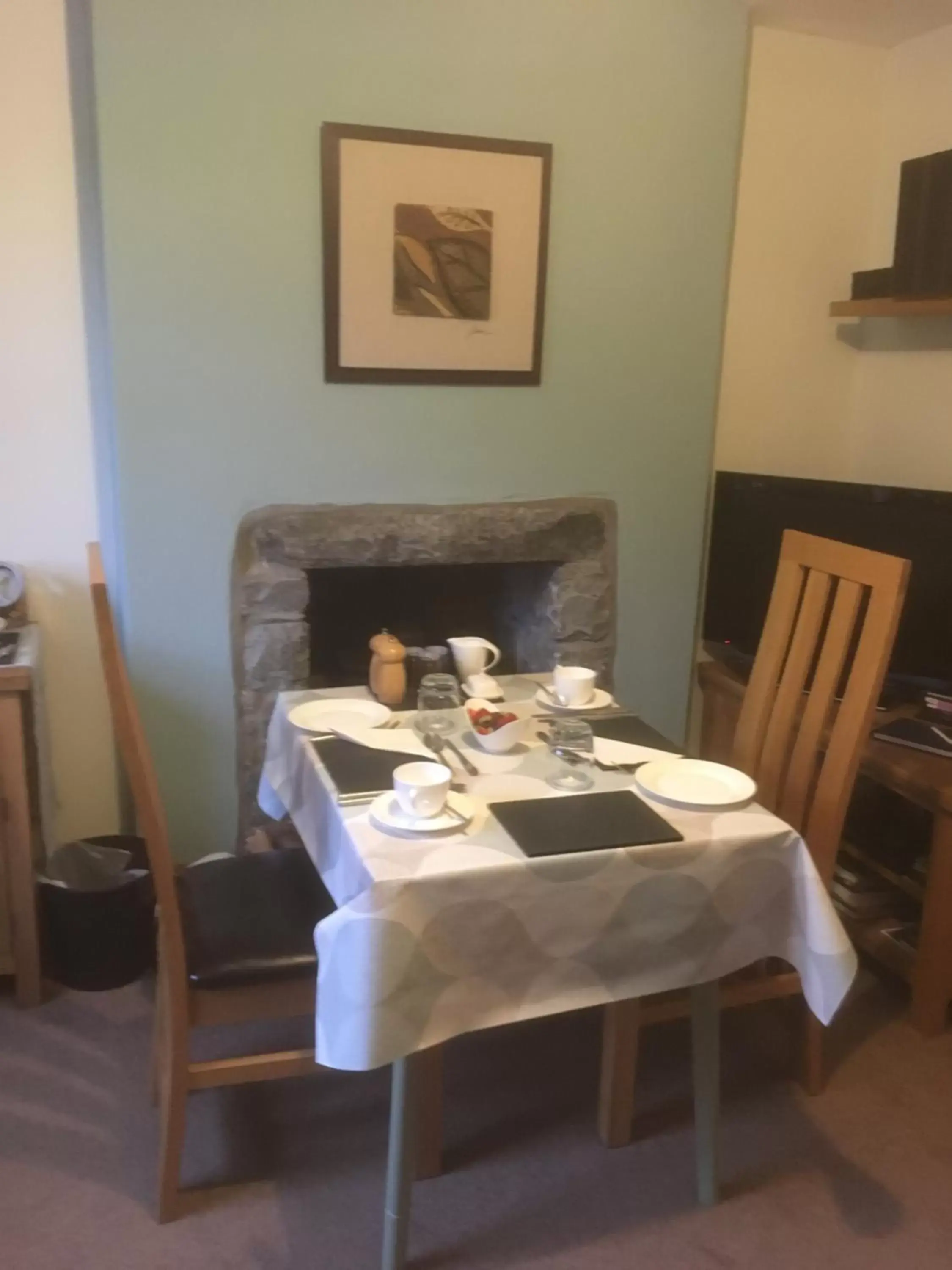 Dining area, Restaurant/Places to Eat in Garth Engan Private Self Contained B&B with Garden Area