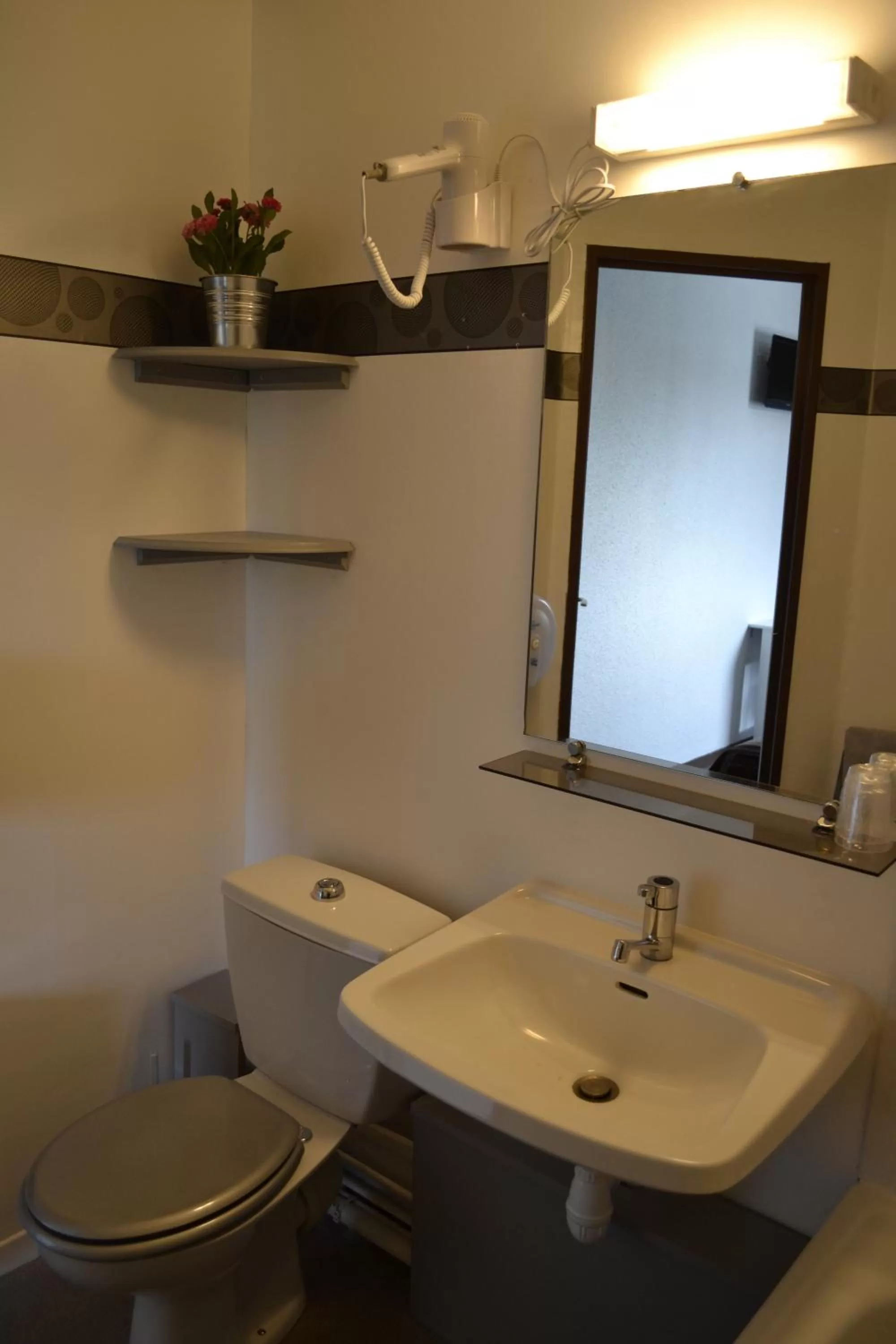 Bathroom in Hotel Restaurant La Cuis'in