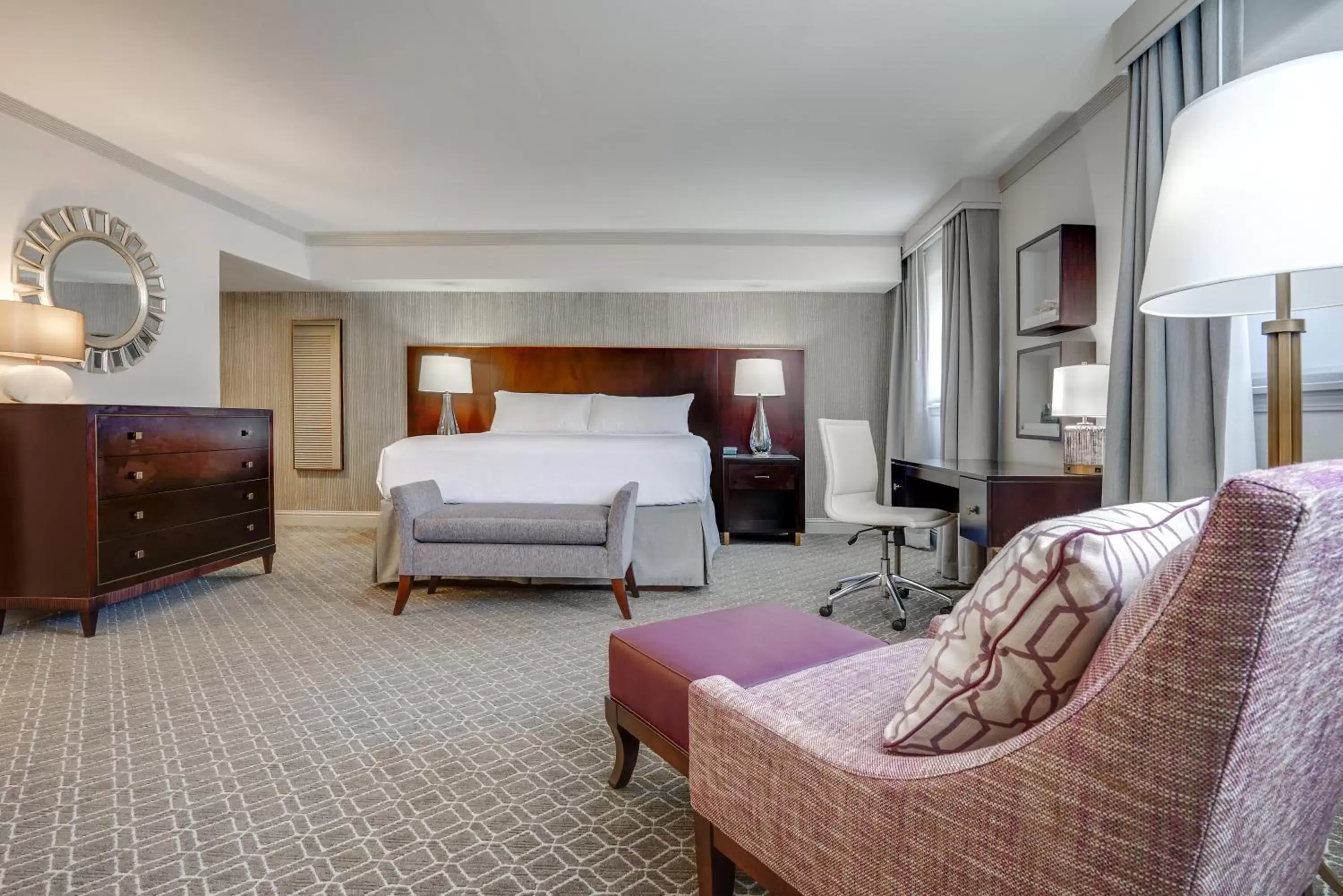 Bedroom in Astor Crowne Plaza New Orleans French Quarter, Corner of Bourbon and Canal