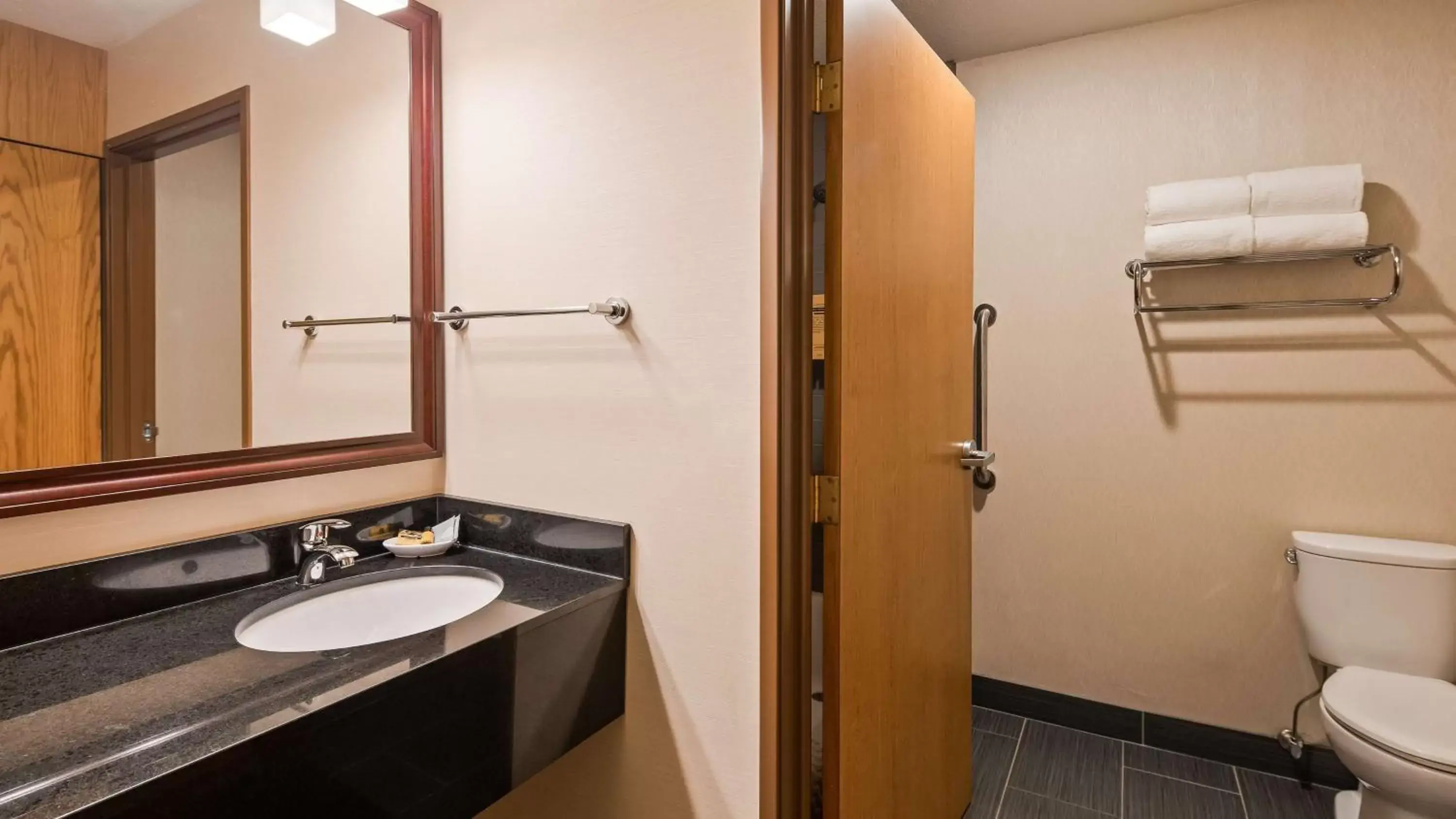 Bathroom in Best Western Plus City Center