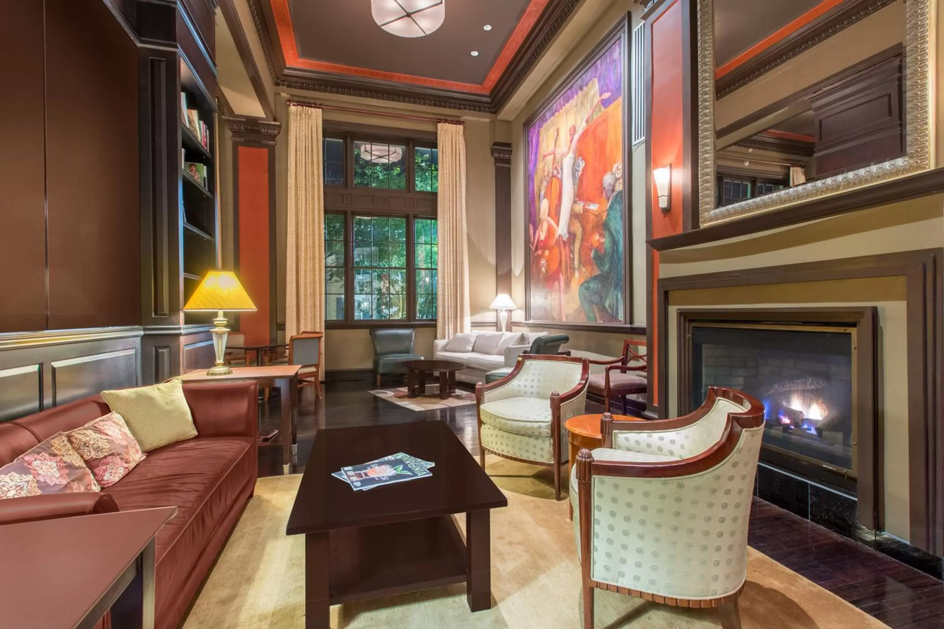 Lounge or bar in The George Washington - A Wyndham Grand Hotel