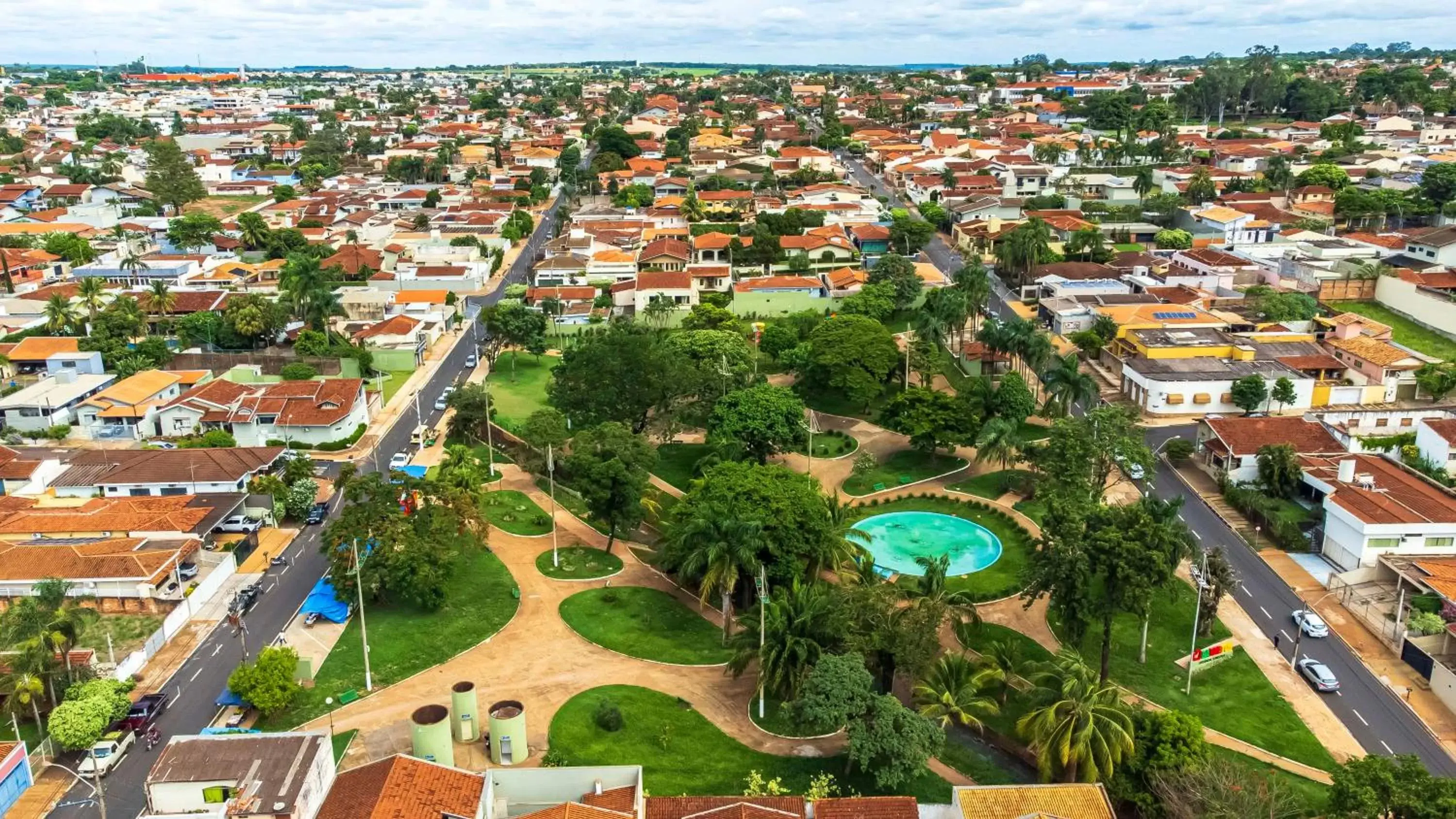 Bird's eye view, Bird's-eye View in Dan Inn Barretos