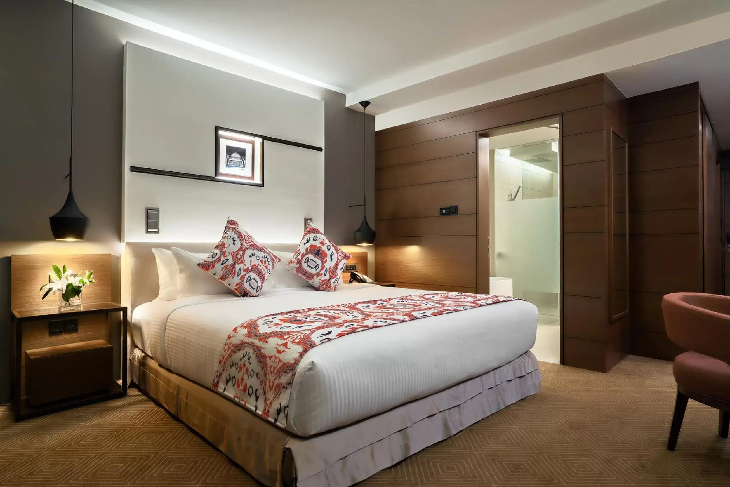 Bed in Movenpick Hotel & Convention Centre KLIA