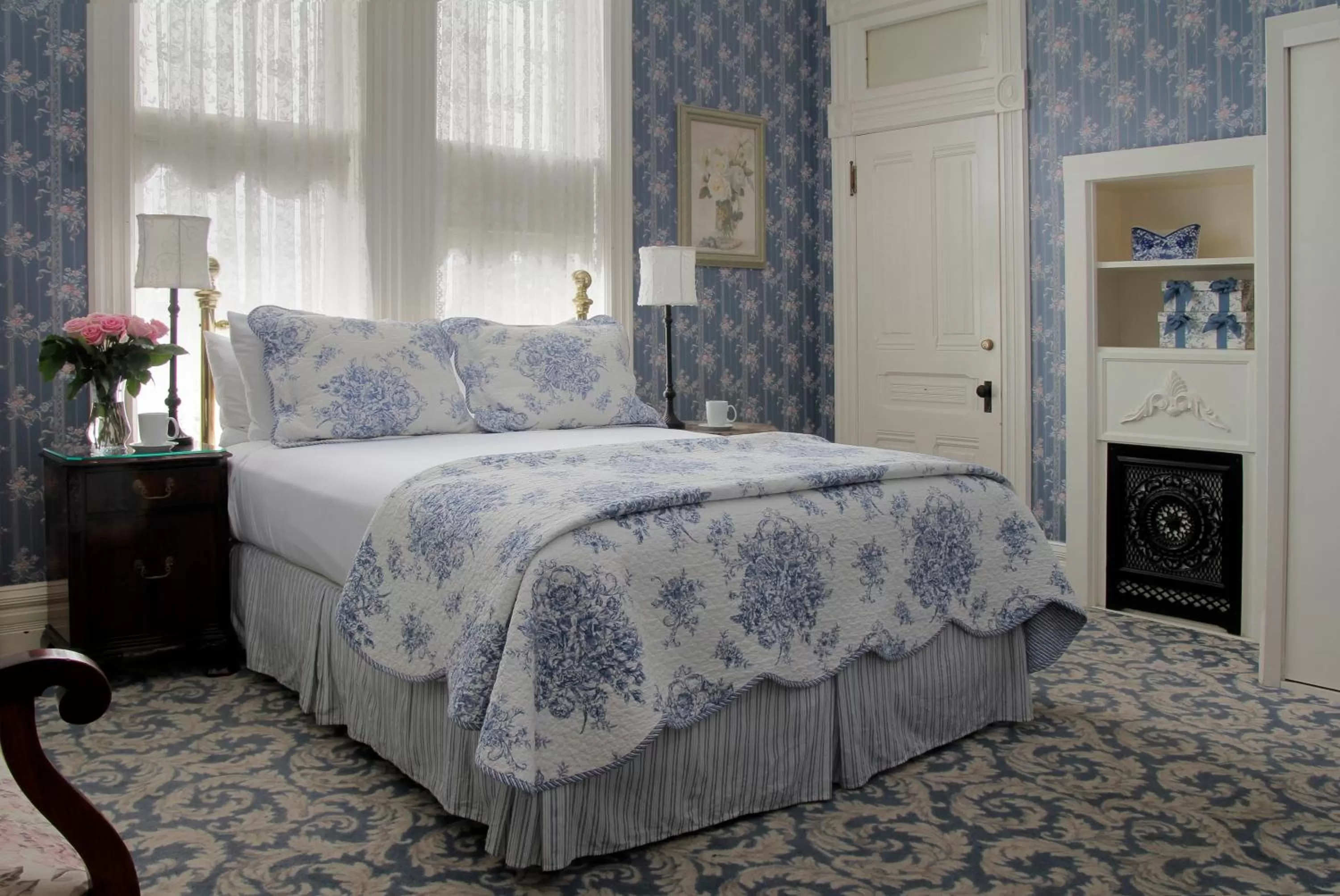 Bed in Victorian Inn