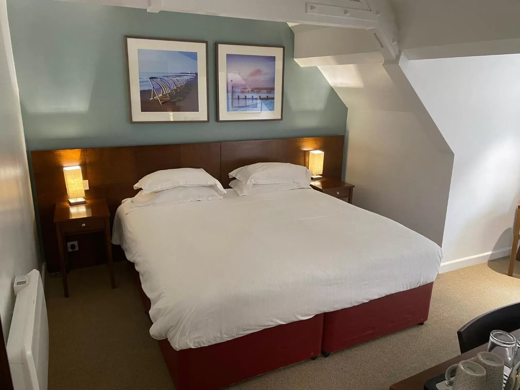 Bedroom, Bed in The Lodge At Meyrick Park