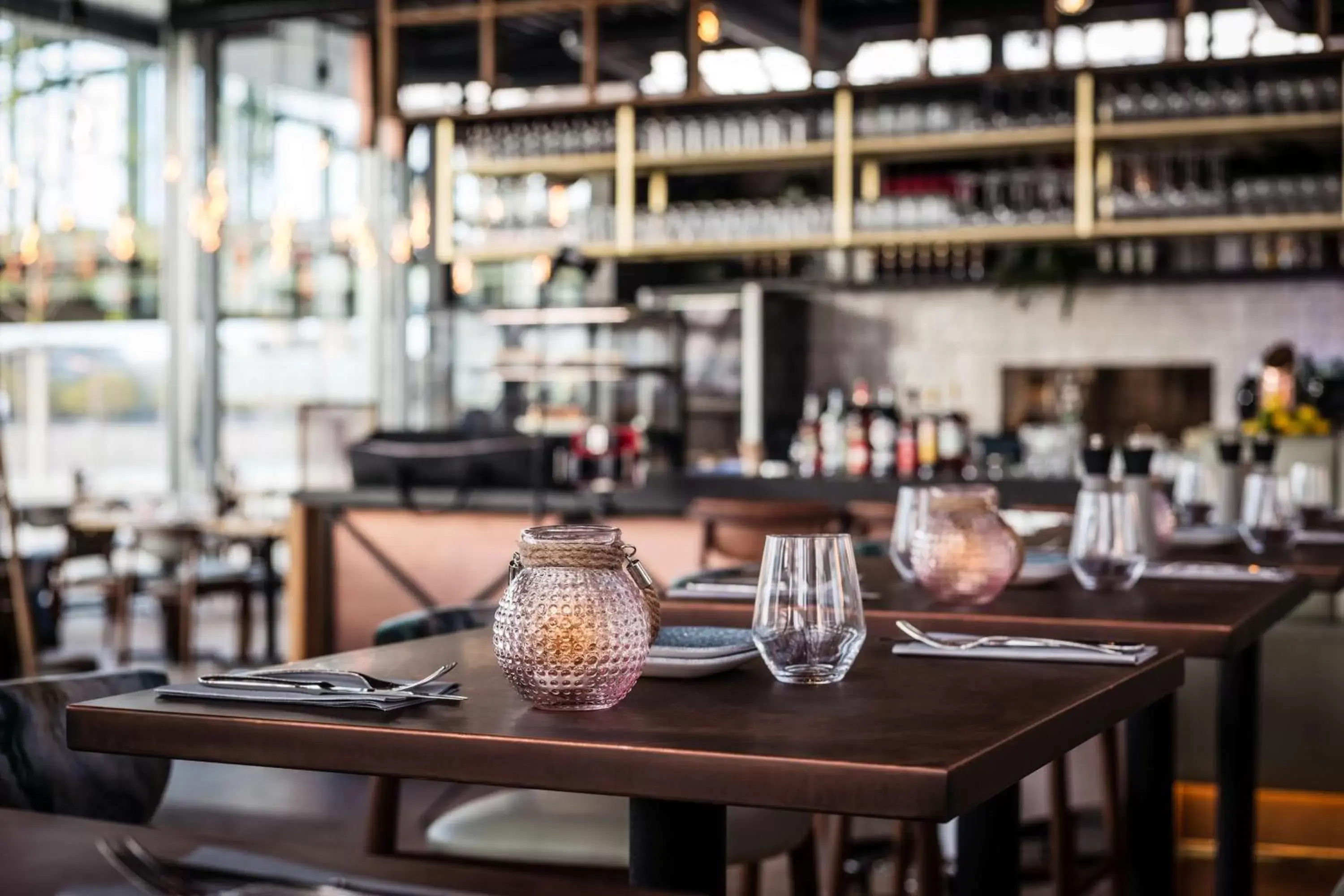 Restaurant/places to eat in Hyatt Regency Köln Restaurant/places to eat in Hyatt Regency Köln