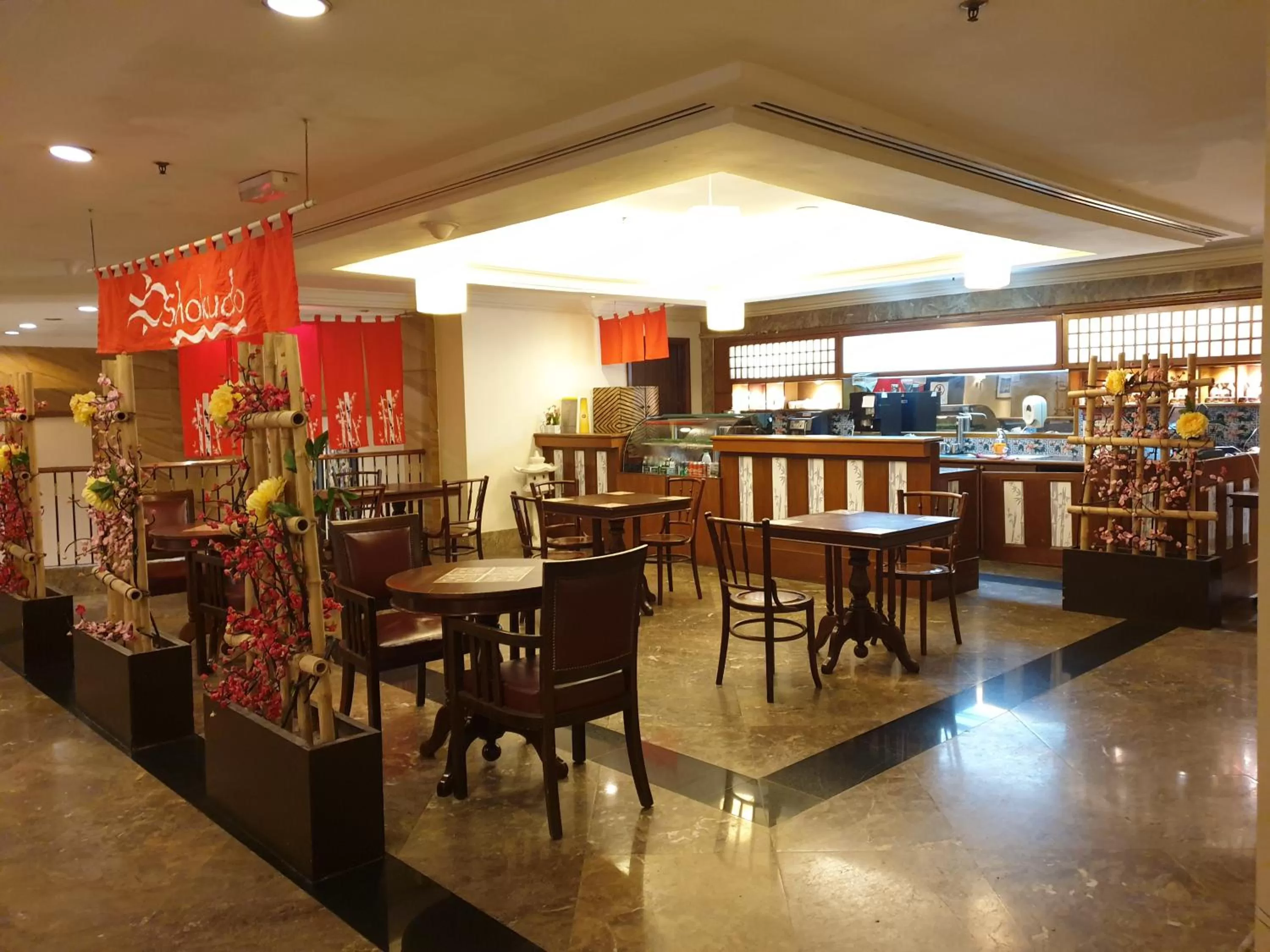 Restaurant/places to eat in Hotel Armada Petaling Jaya