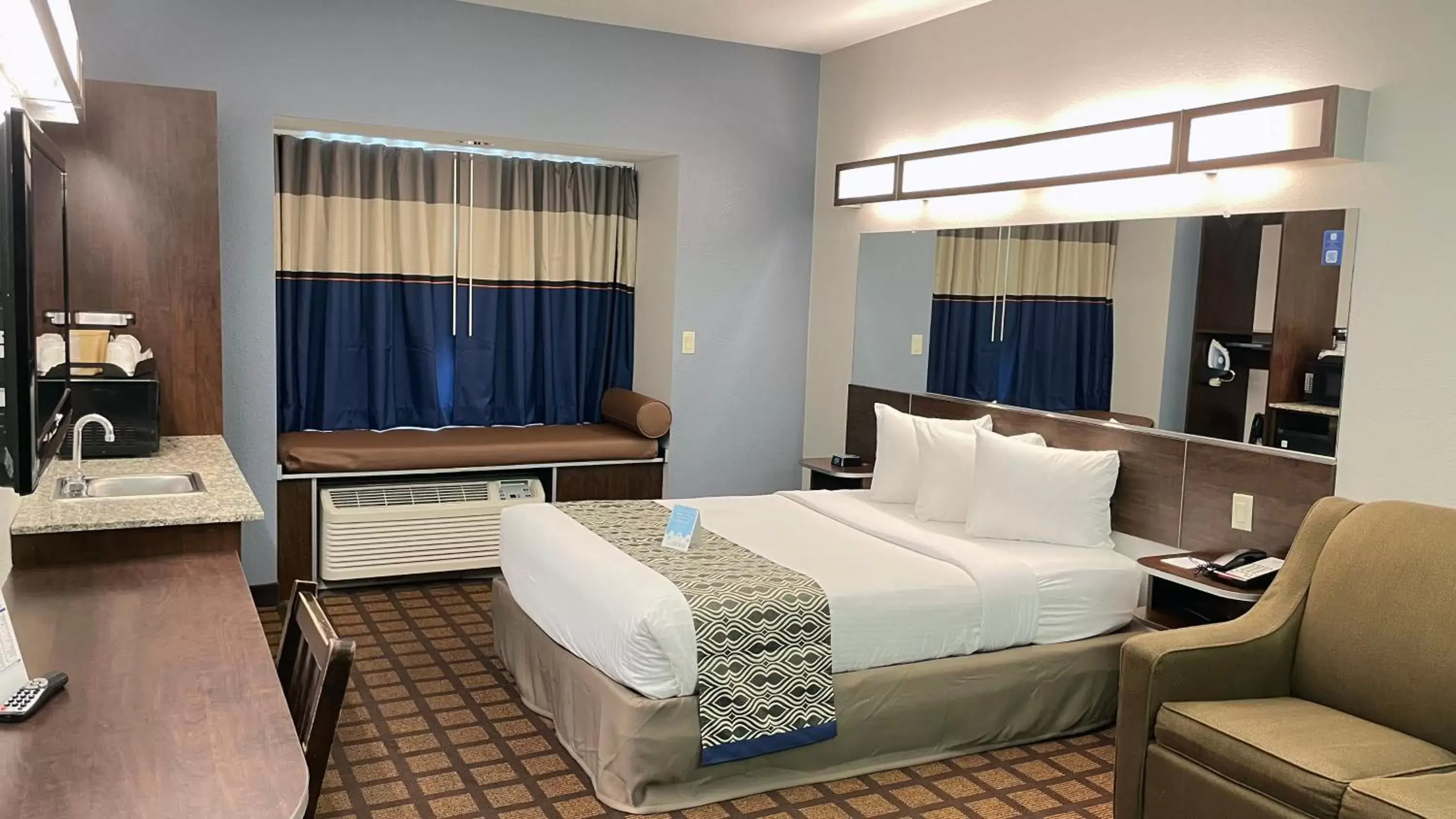 Bed in Microtel Inn & Suites by Wyndham Michigan City