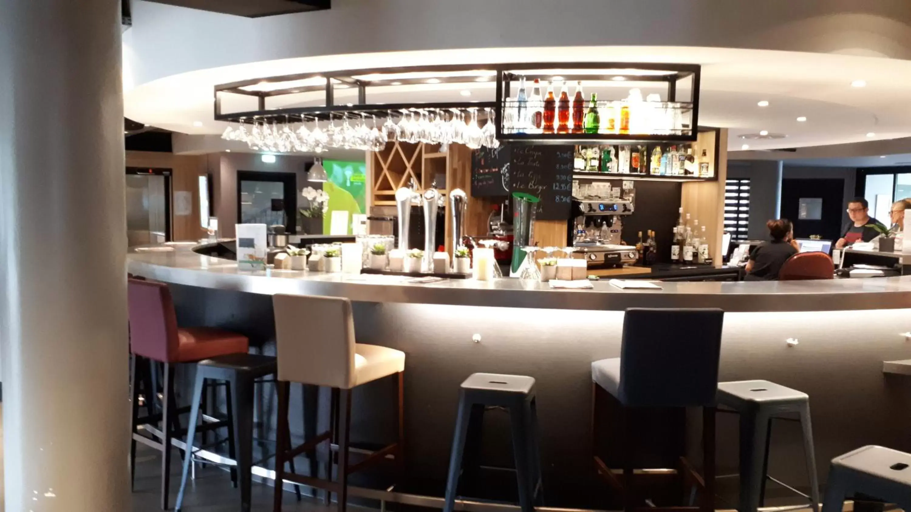 Lounge or bar, Lounge/Bar in Campanile Marne-La-Vallée - Torcy