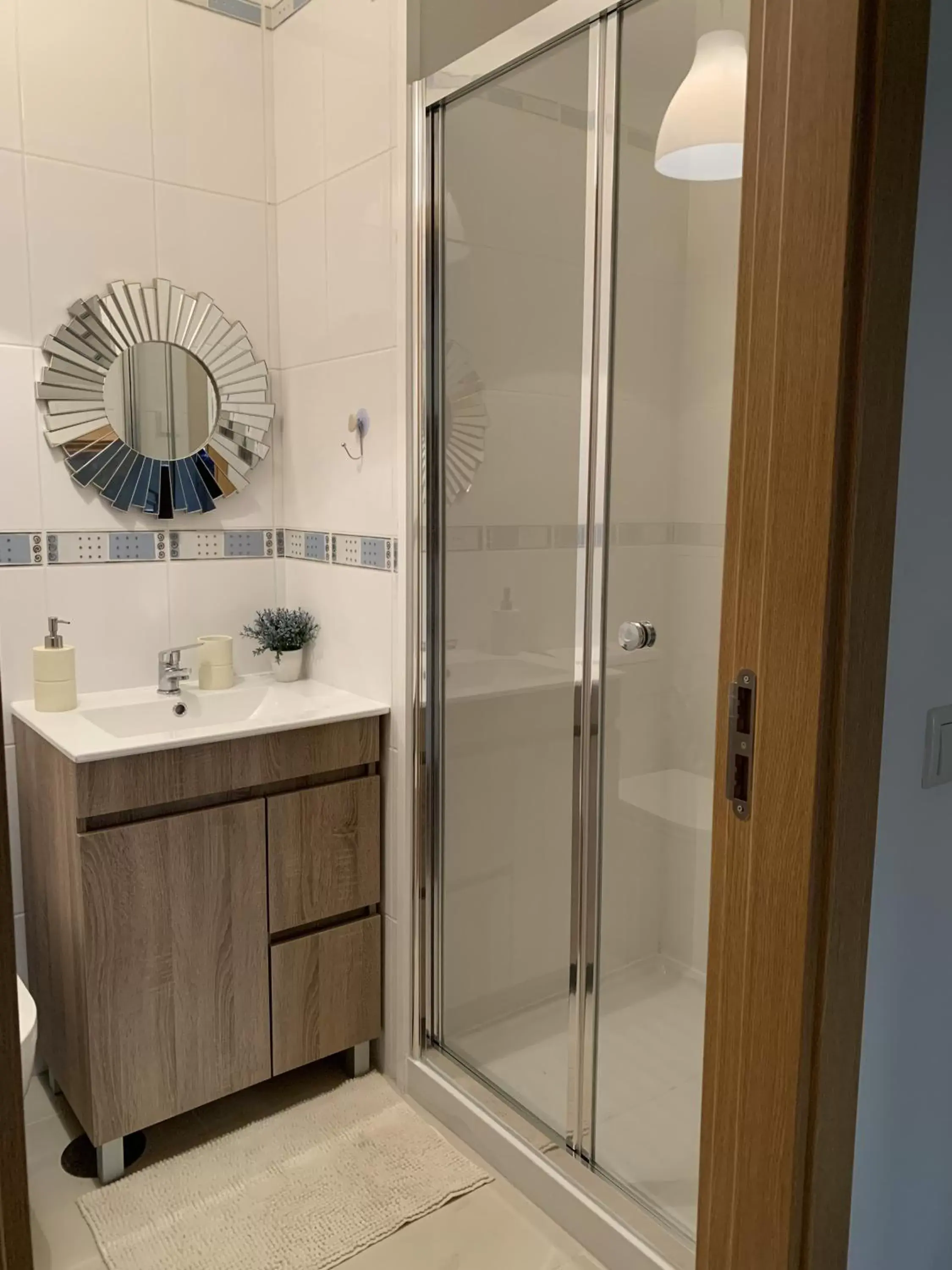 Shower, Bathroom in Deluxe Studio com terraço e varanda privada - 'Casinha da Amoreira' Guesthouse
