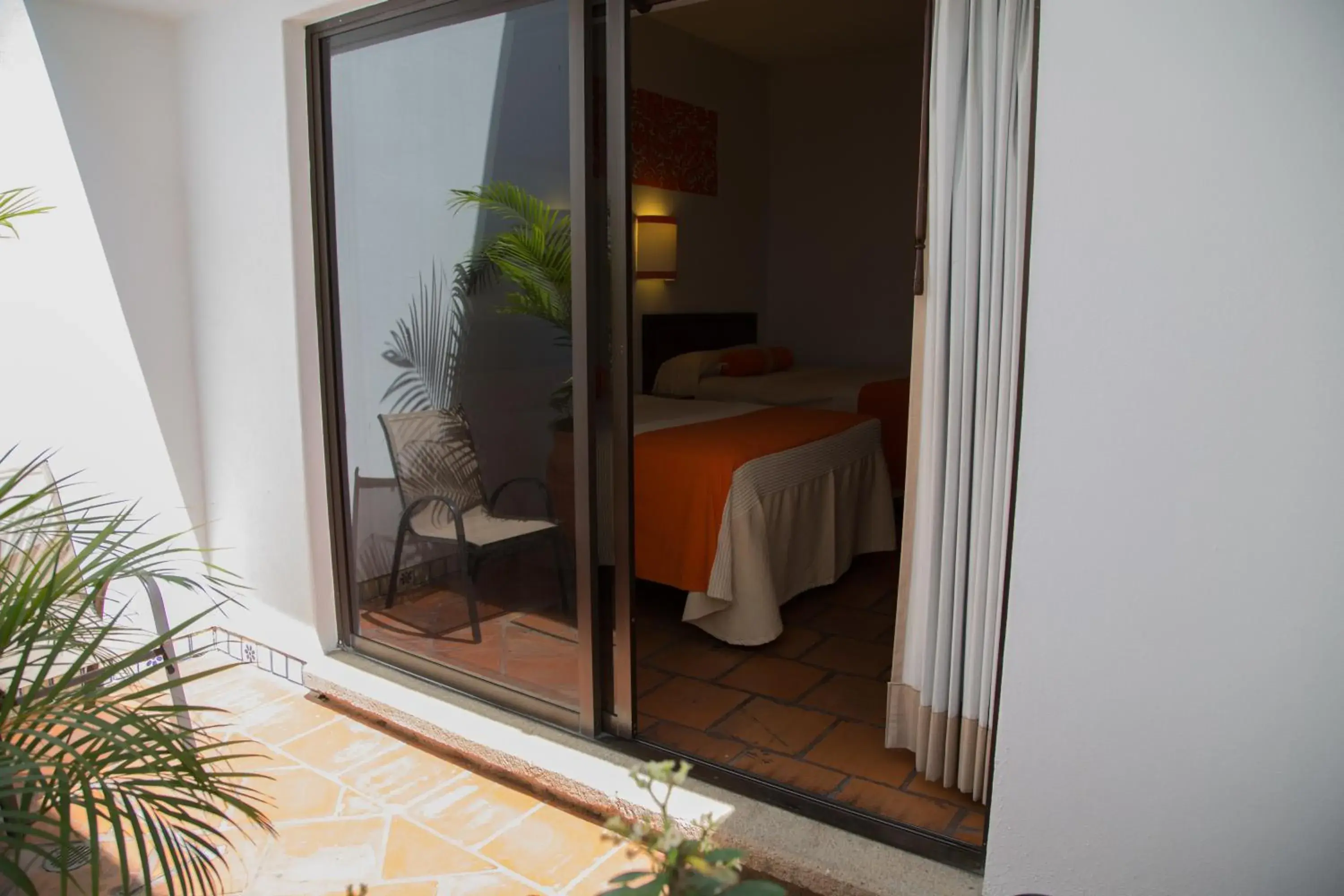 Balcony/Terrace, Bathroom in Parador del Dominico