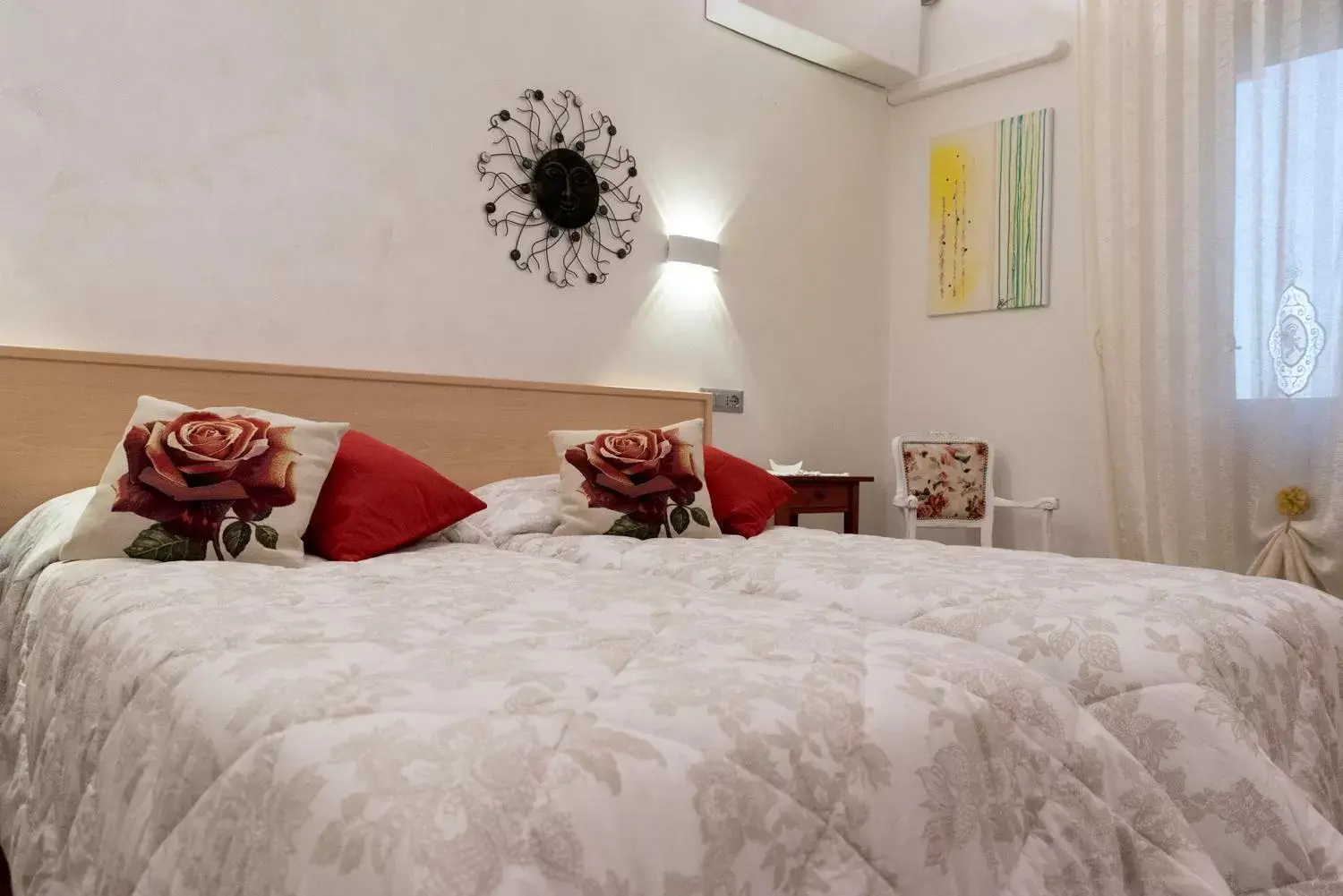 Shower, Bed in Bed & Breakfast Delle Rose