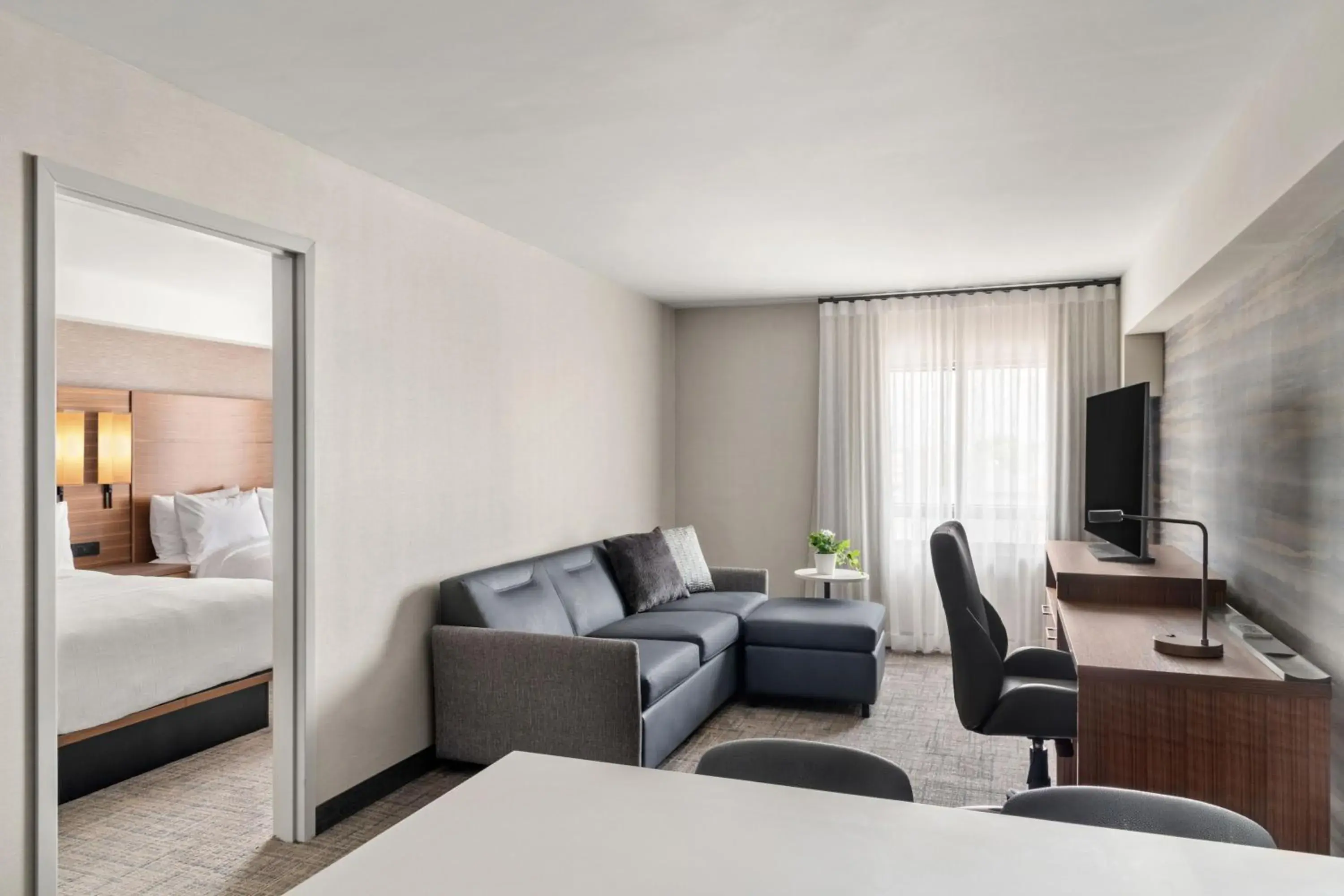 Living room, Seating Area in Residence Inn by Marriott Laval