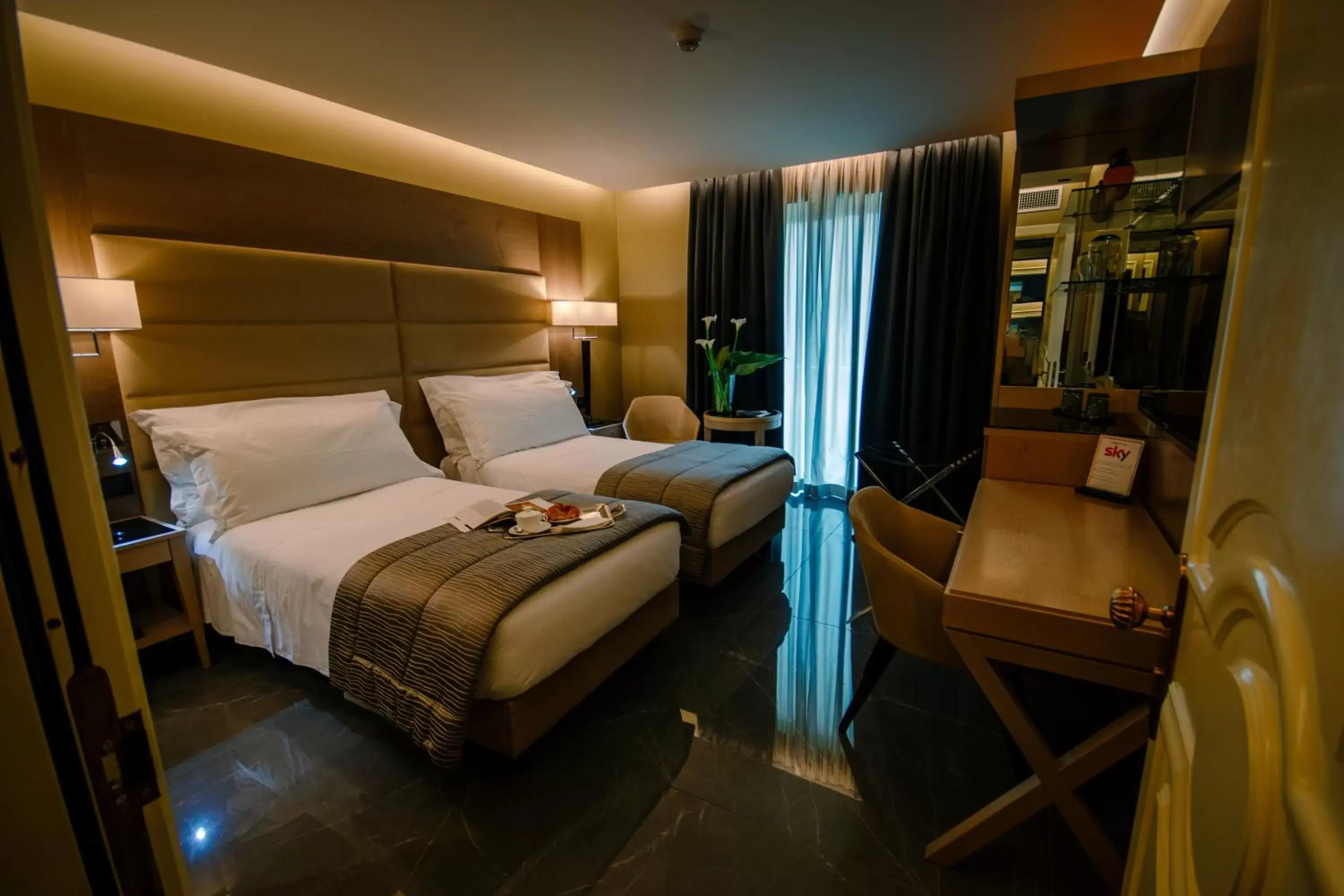 Bed in Hotel Forum Bed in Hotel Forum