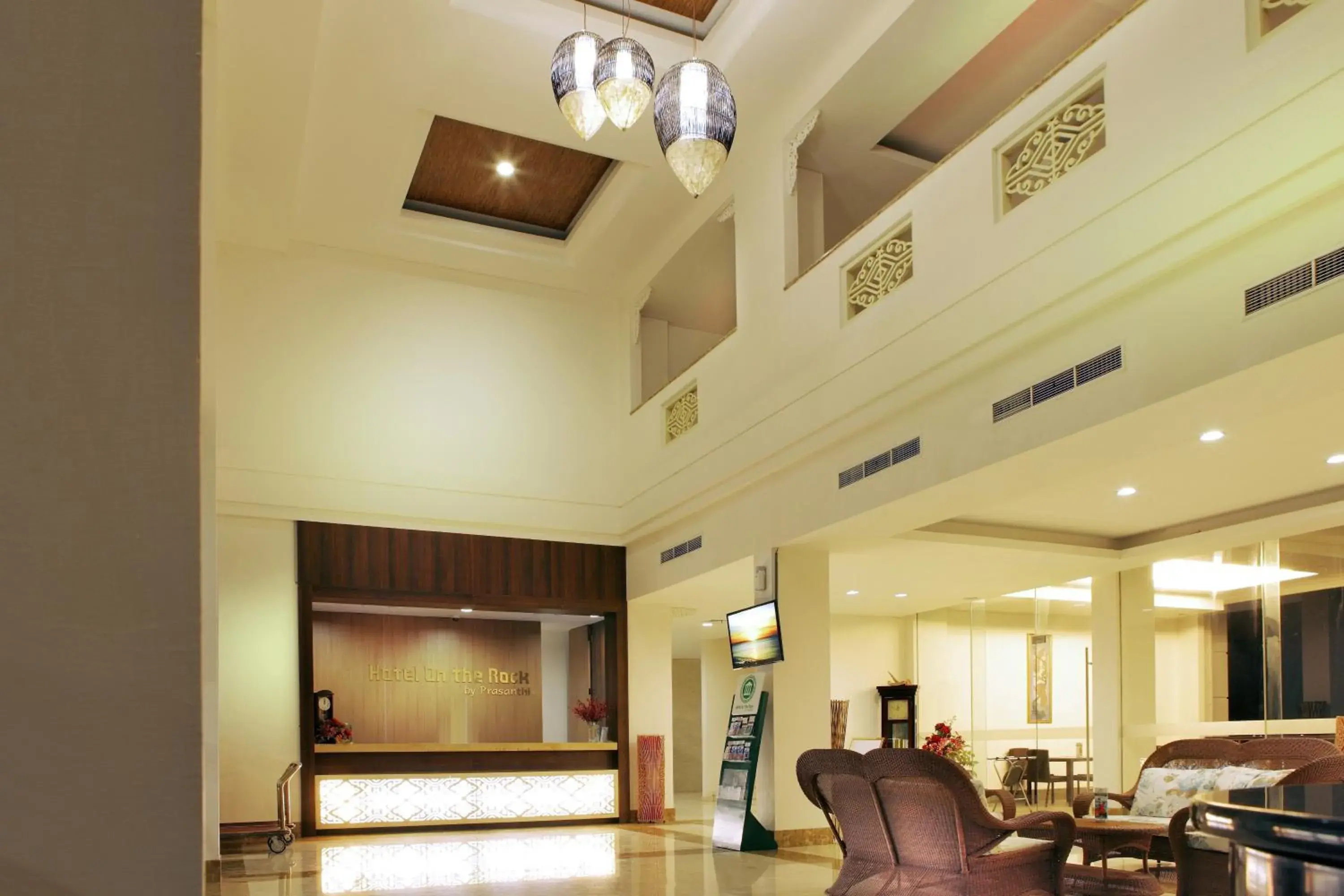 Lobby or reception in Hotel On The Rock By Prasanthi