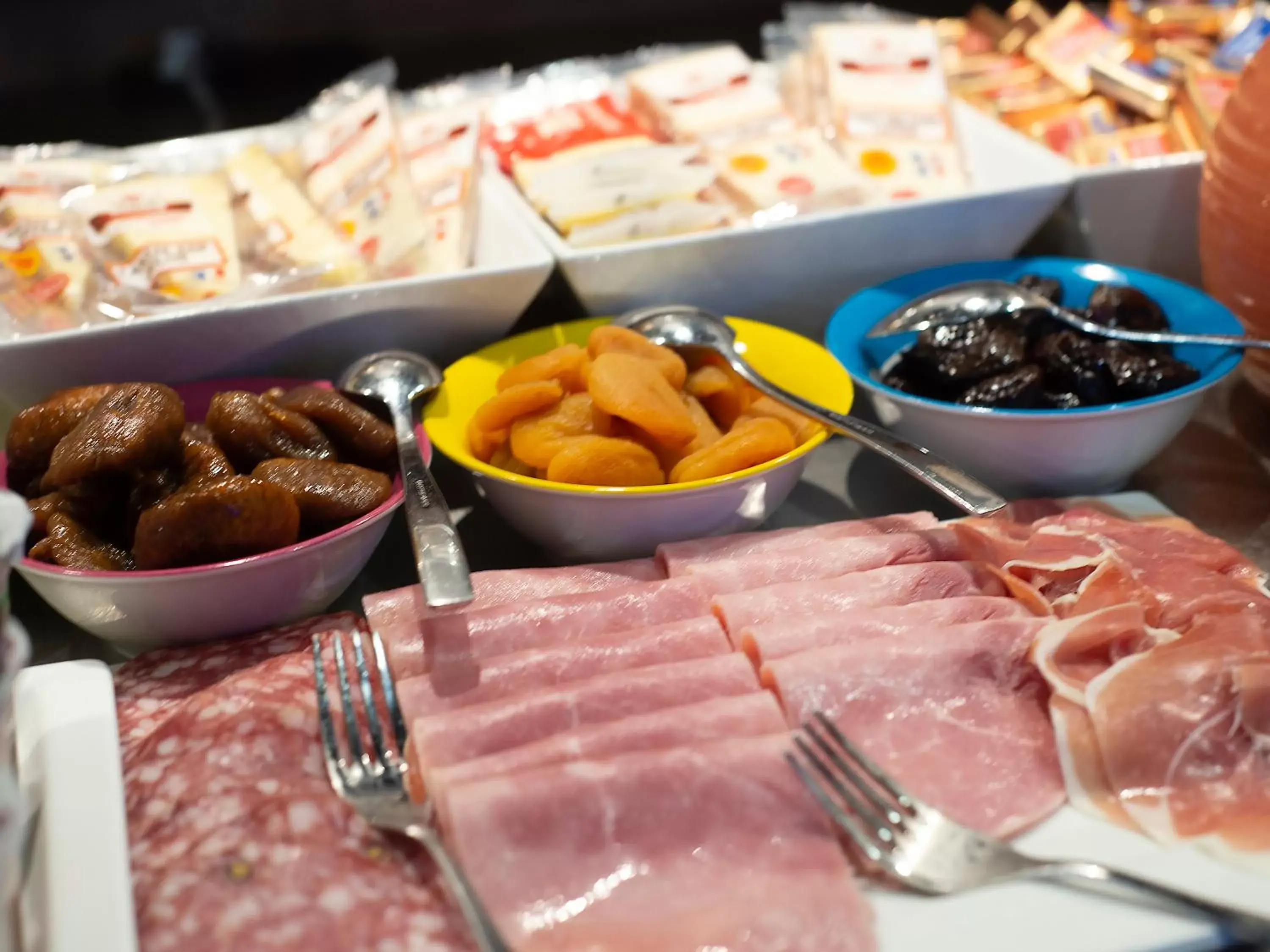 Food and drinks in Kyriad Hotel Clermont Ferrand Centre Food and drinks in Kyriad Hotel Clermont Ferrand Centre