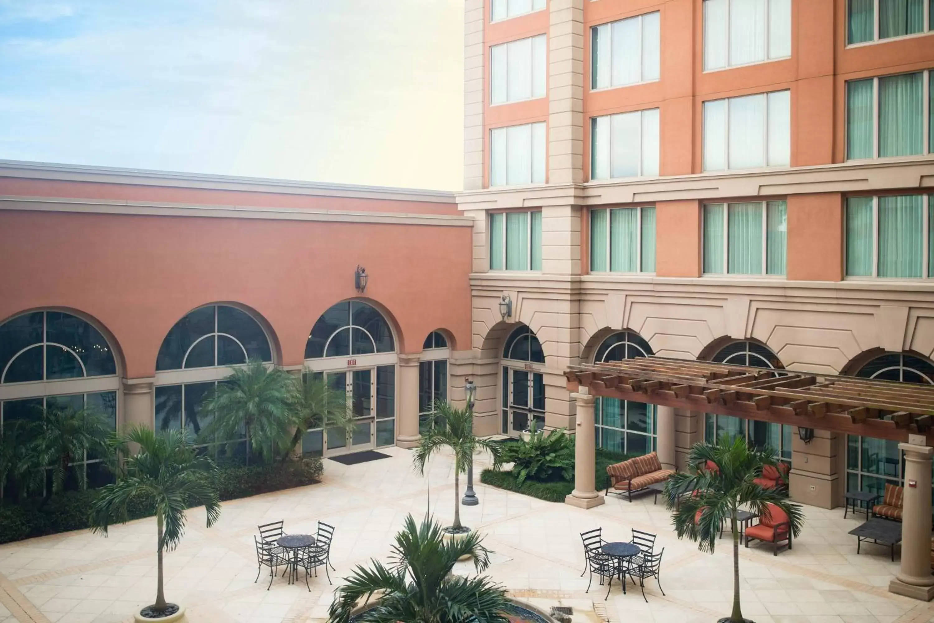 Photo of the whole room in Renaissance Tampa International Plaza Hotel