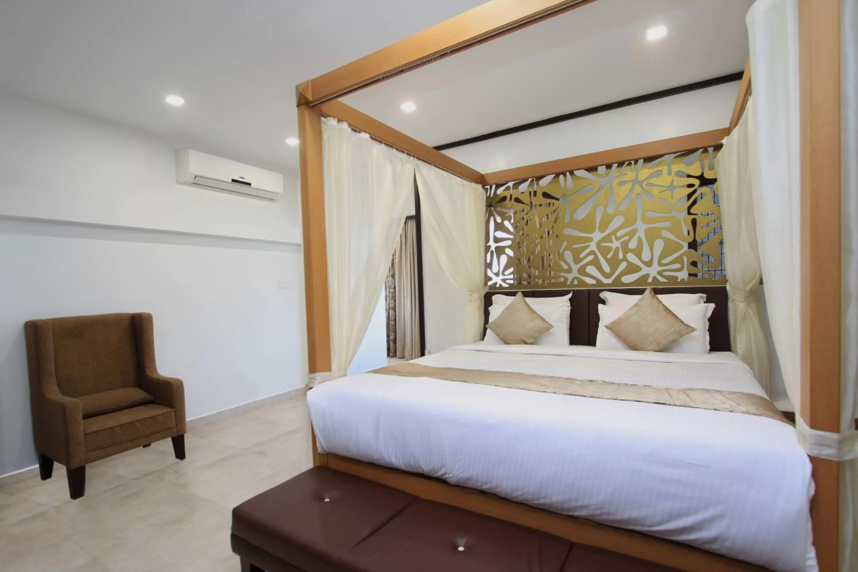 Bed in Ambaari hotel