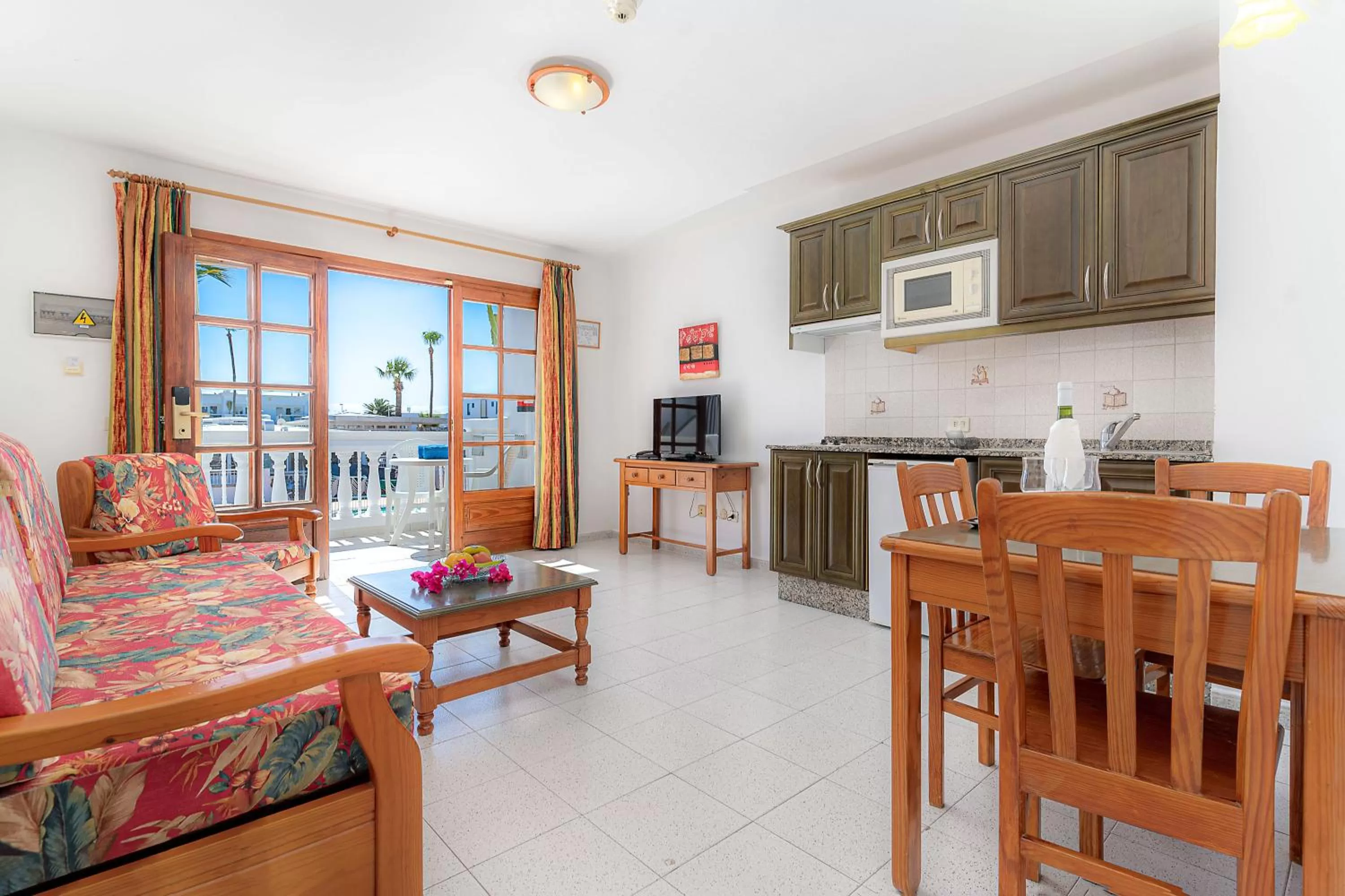 One-Bedroom Apartment in Hotel Suite Montana Club