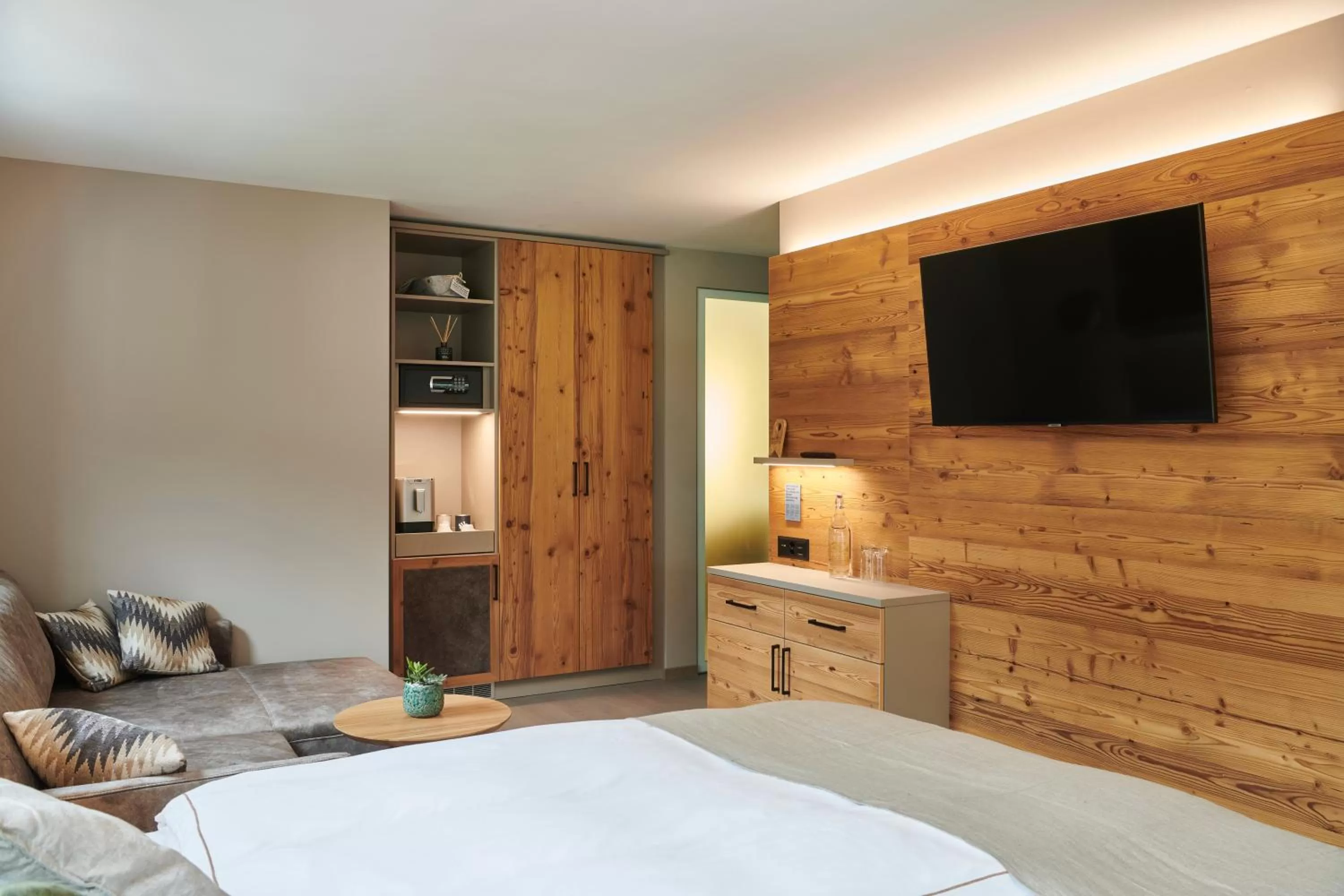 TV and multimedia, Bed in Matthiol Boutique Hotel