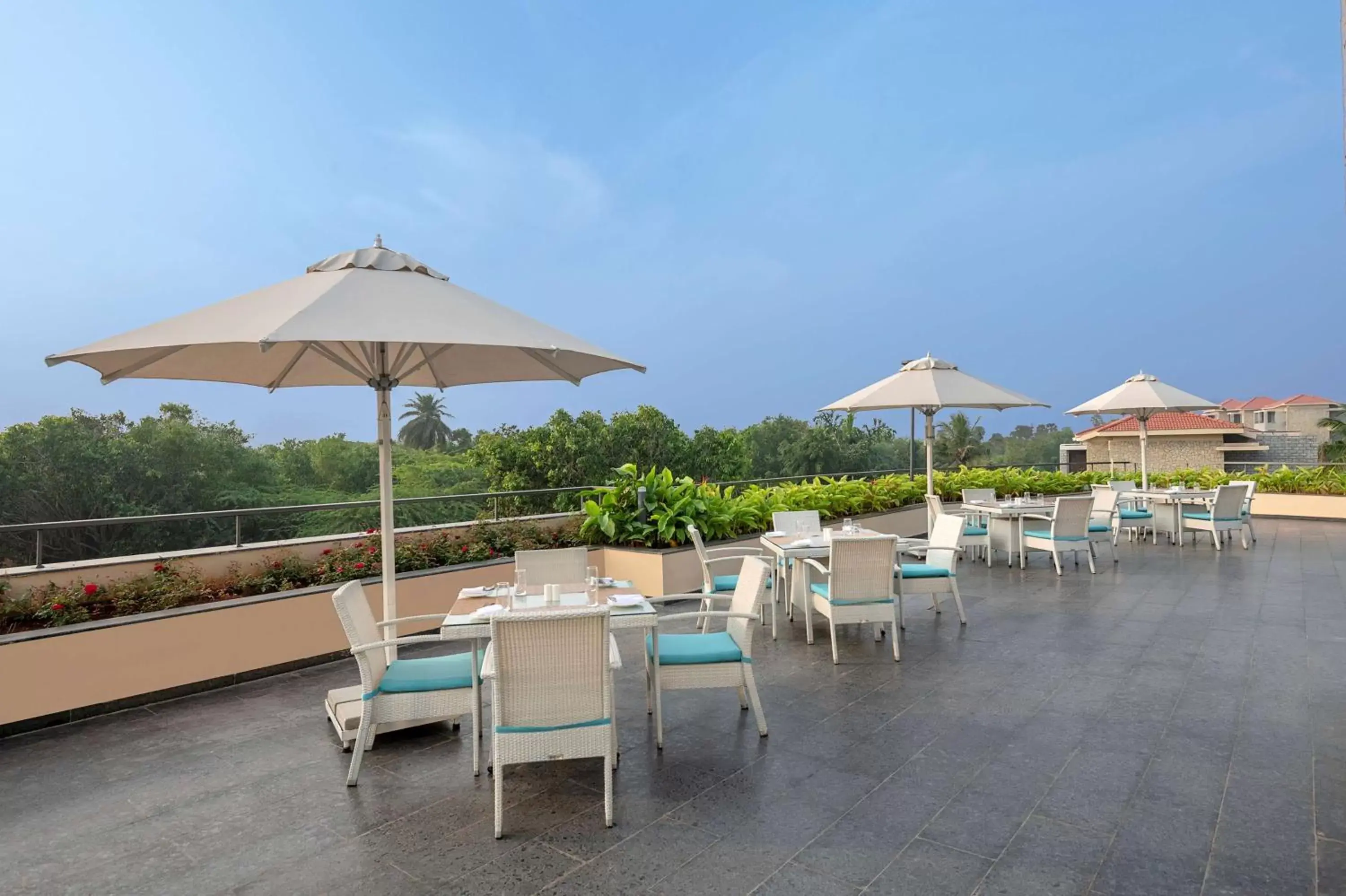 Restaurant/Places to Eat in Radisson Blu Resort Visakhapatnam