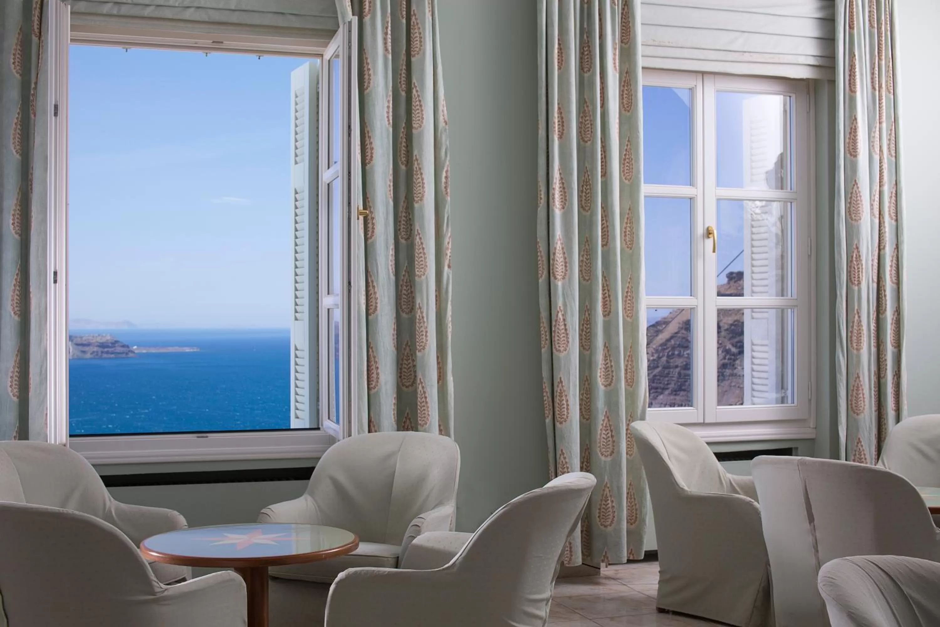 Seating area in Atlantis Hotel