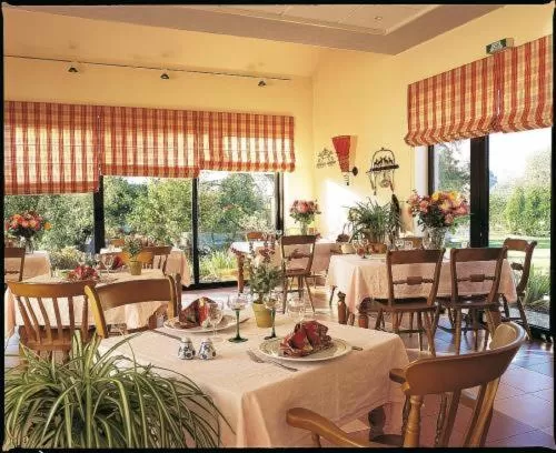 Restaurant/places to eat in L'Hôtel des Bords de L'ill