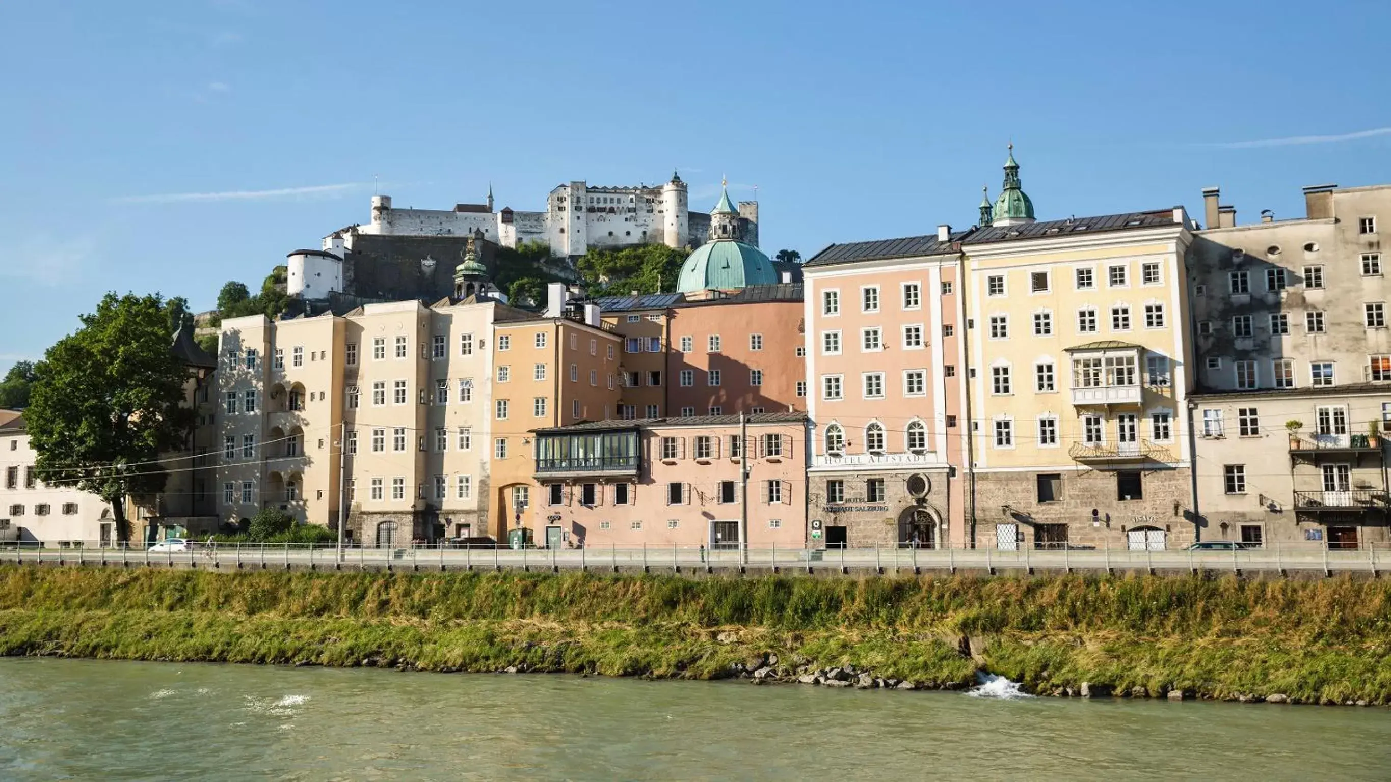 City view in Radisson Blu Hotel Altstadt