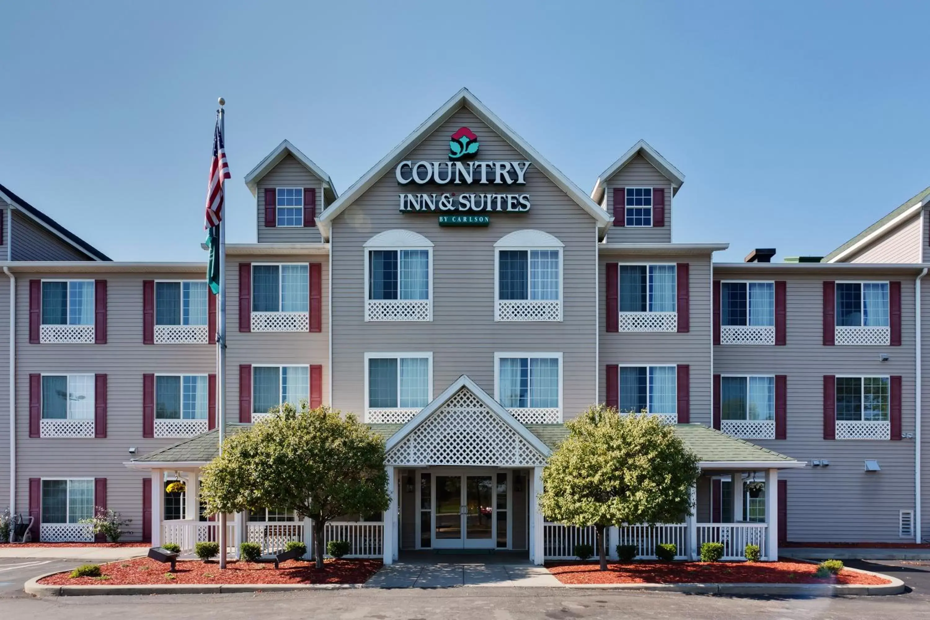 Property Building in Country Inn & Suites by Radisson, Big Flats (Elmira), NY