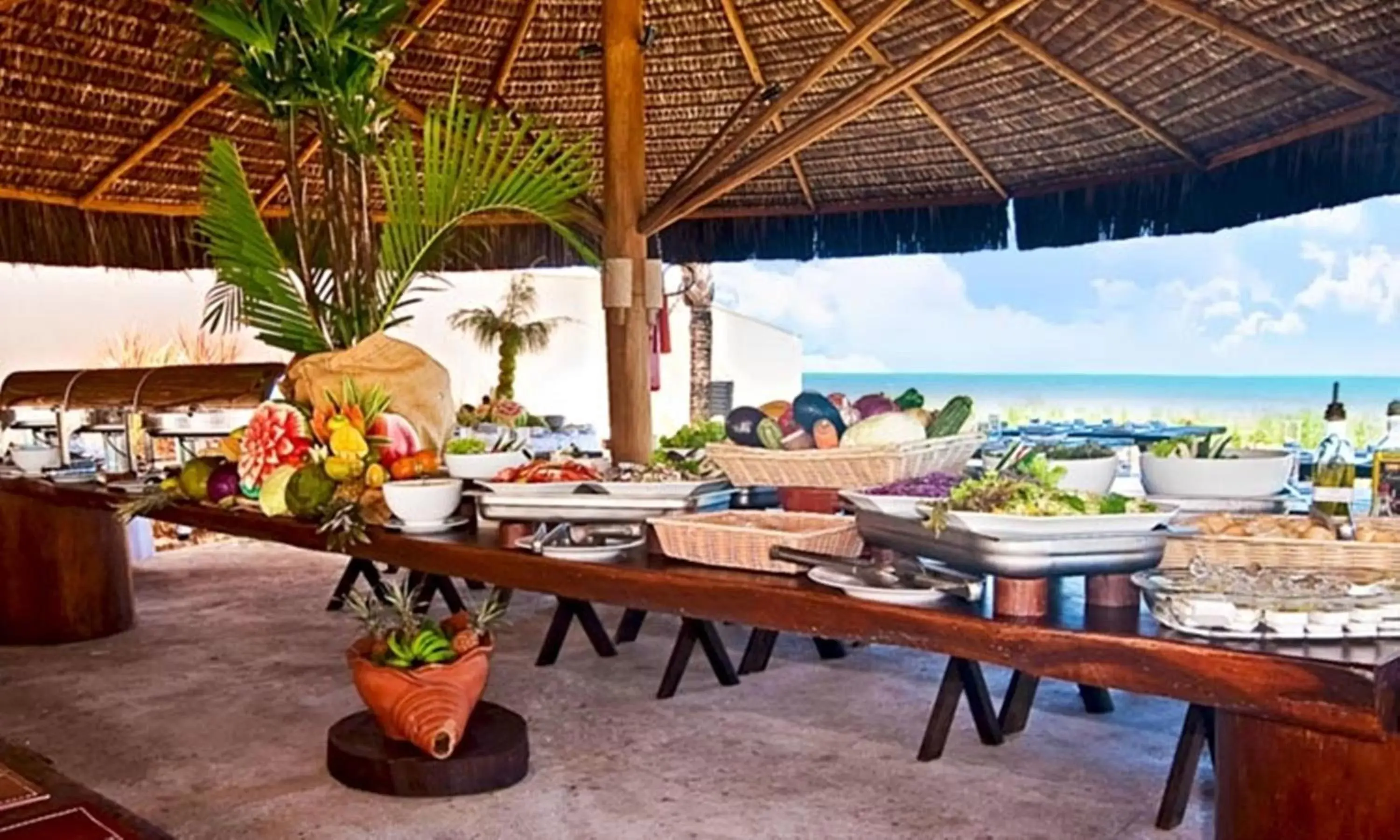 Restaurant/places to eat in Rifoles Praia Hotel e Resort Restaurant/places to eat in Rifoles Praia Hotel e Resort