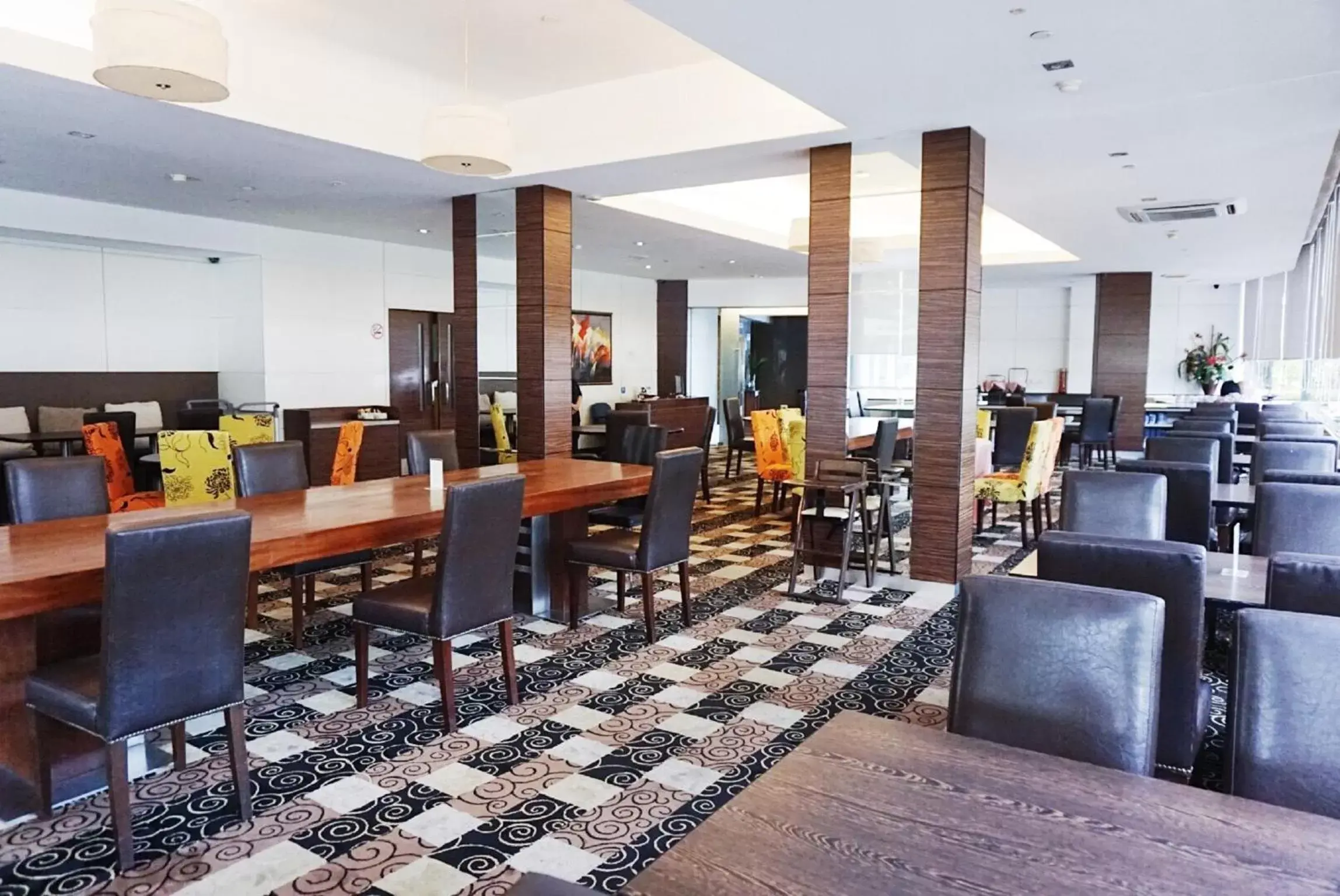 Restaurant/Places to Eat in Kingwood Hotel Kuching