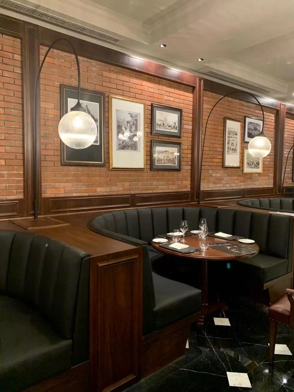 Lounge or bar in The Kingsbury Colombo