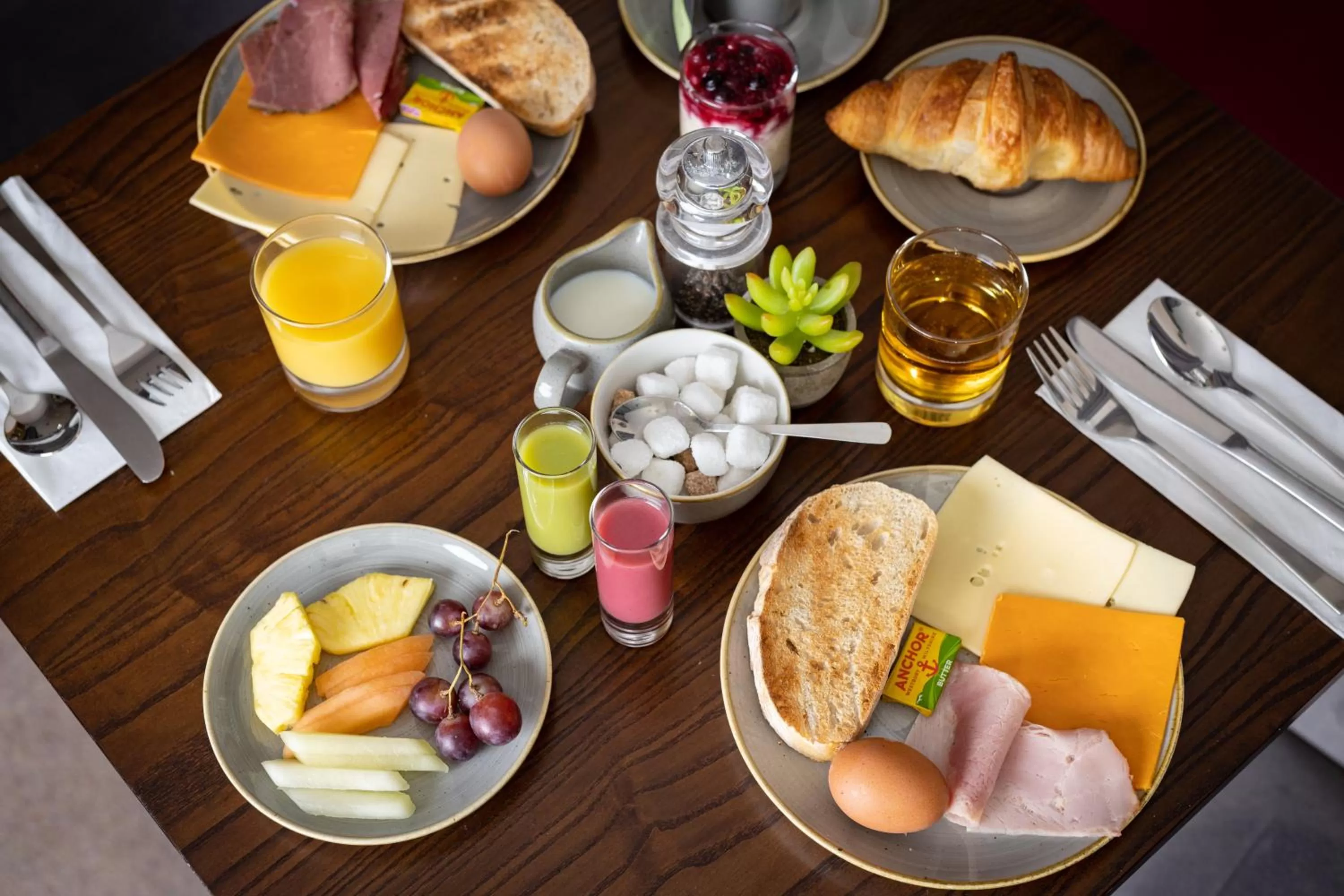 Continental breakfast in The Goodenough Hotel London
