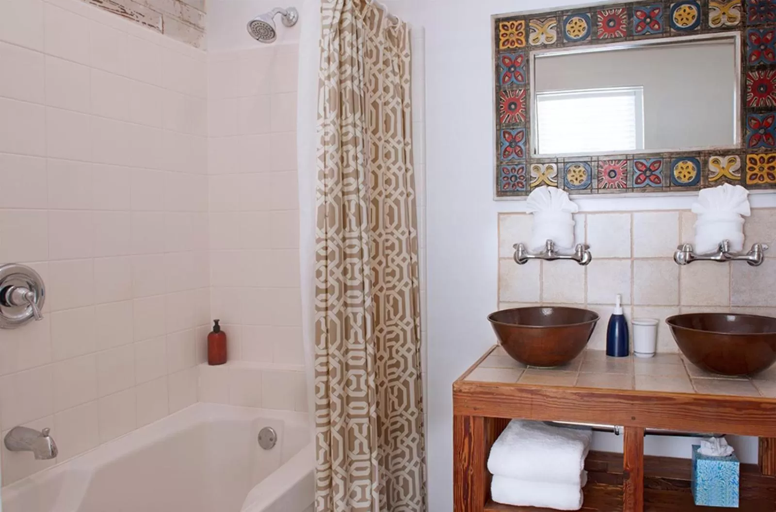 Bathroom in Key West Bed and Breakfast