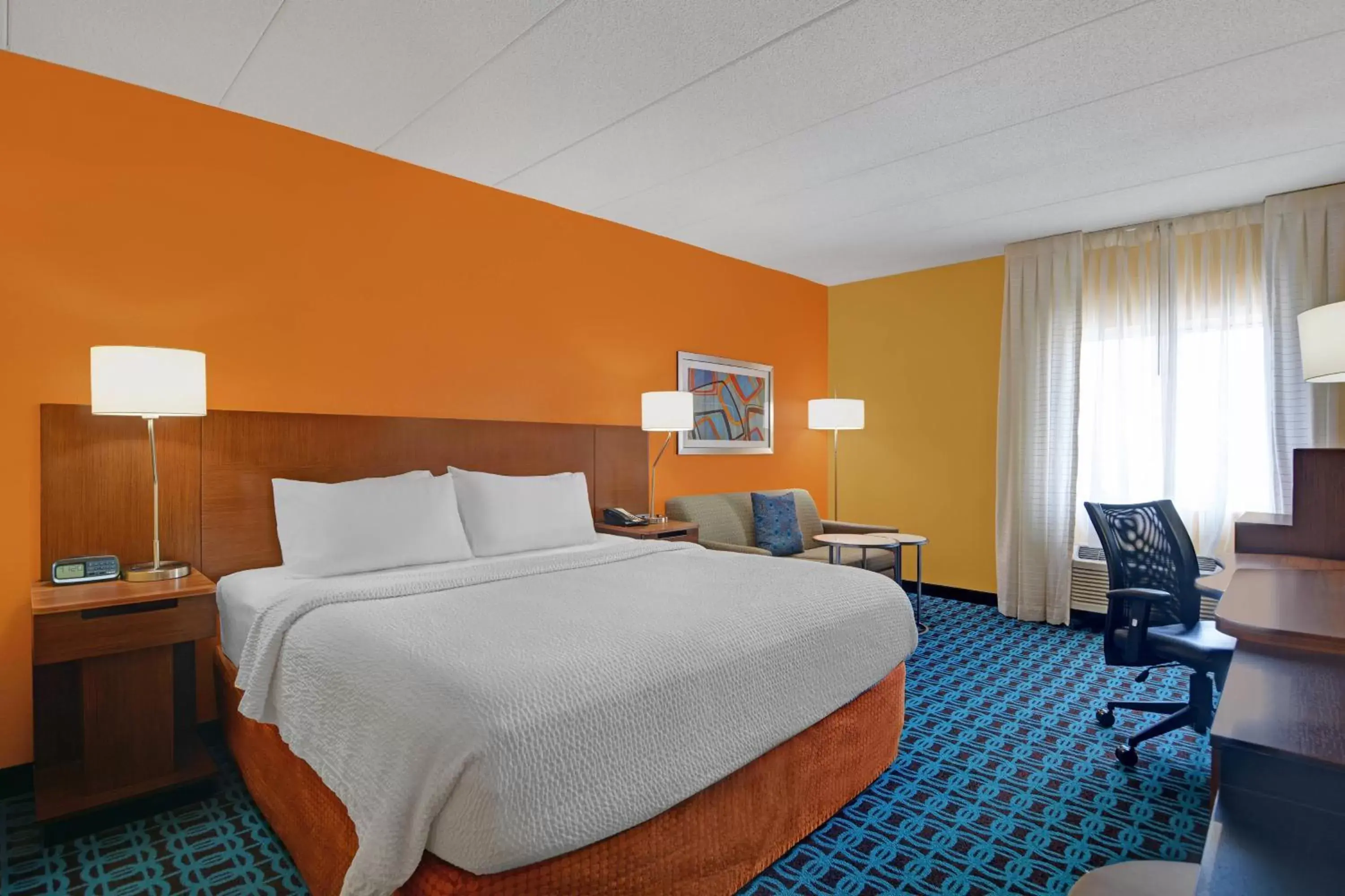 Photo of the whole room, Bed in Fairfield by Marriott Wallingford Meriden