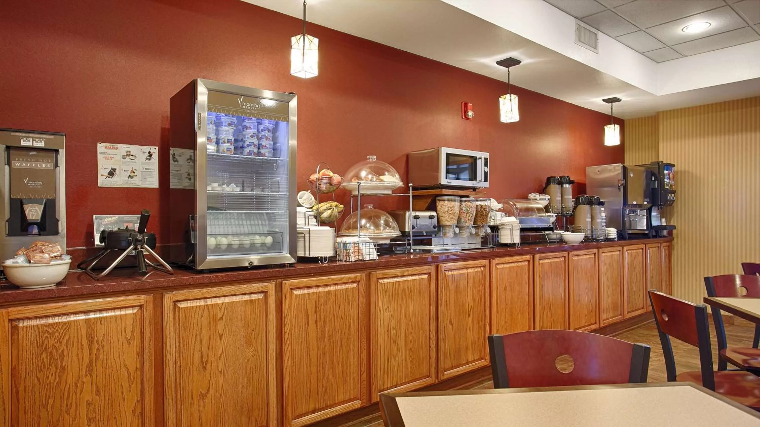 Breakfast in Best Western Plus Tulsa Woodland Hills Hotel and Suites