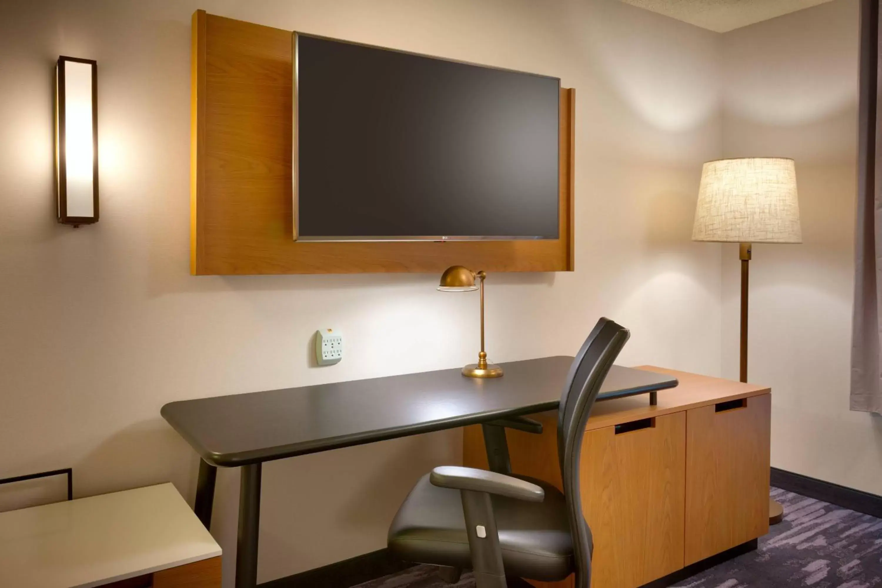 Photo of the whole room, TV/Entertainment Center in Fairfield Inn and Suites Sierra Vista